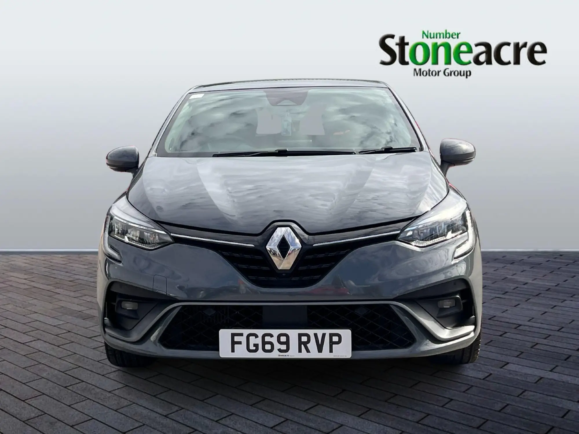 Renault Clio 1.0 TCe 100 RS Line 5dr FG69RVP Image 2