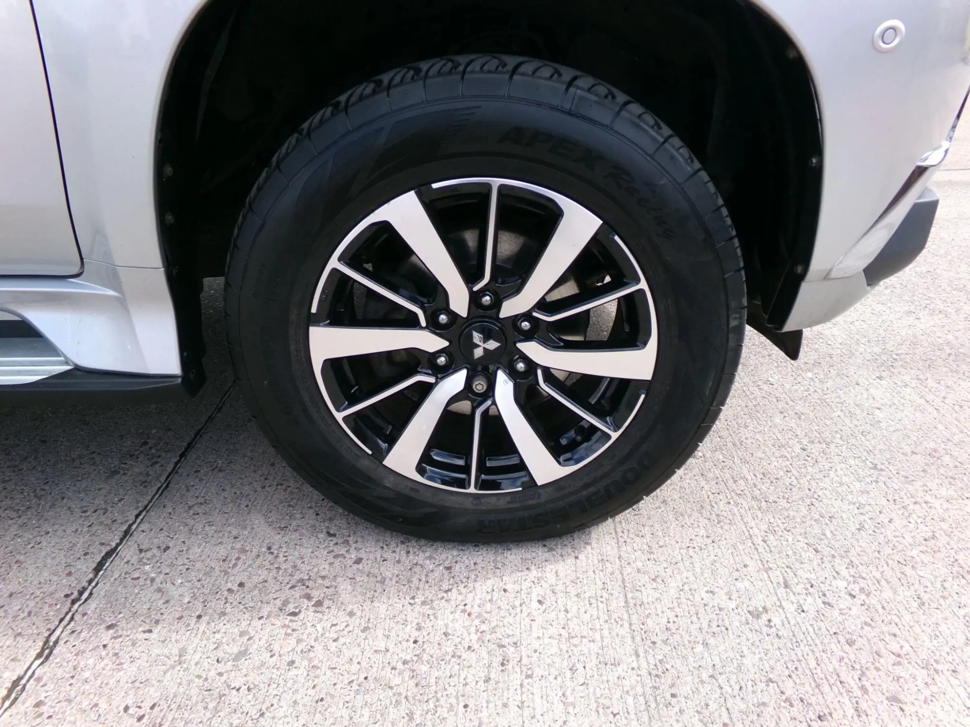 Mitsubishi Shogun Sport Image 9
