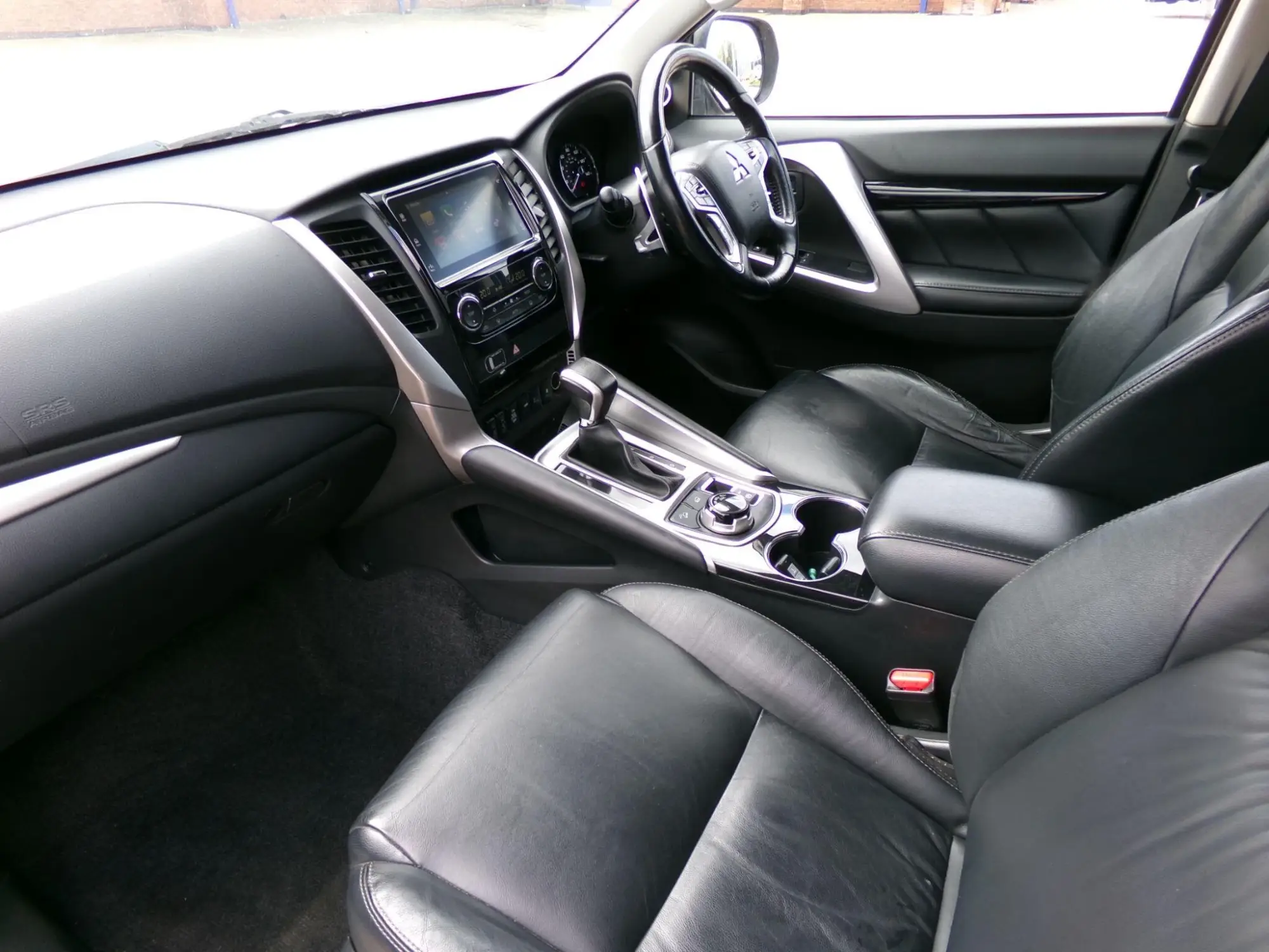 Mitsubishi Shogun Sport Image 11