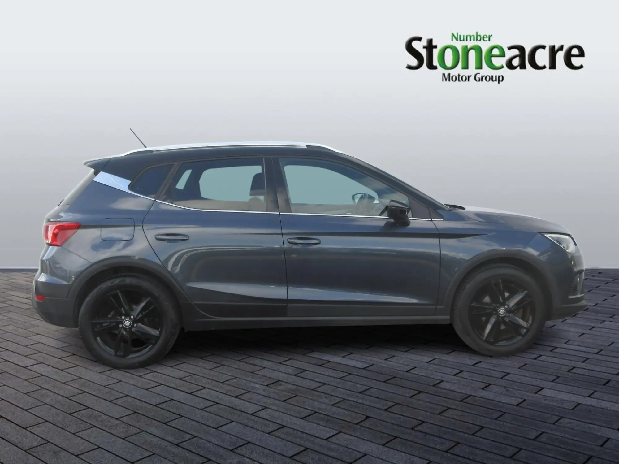 SEAT Arona 1.0 TSI 115 FR [EZ] 5dr ND70FVT Image 2