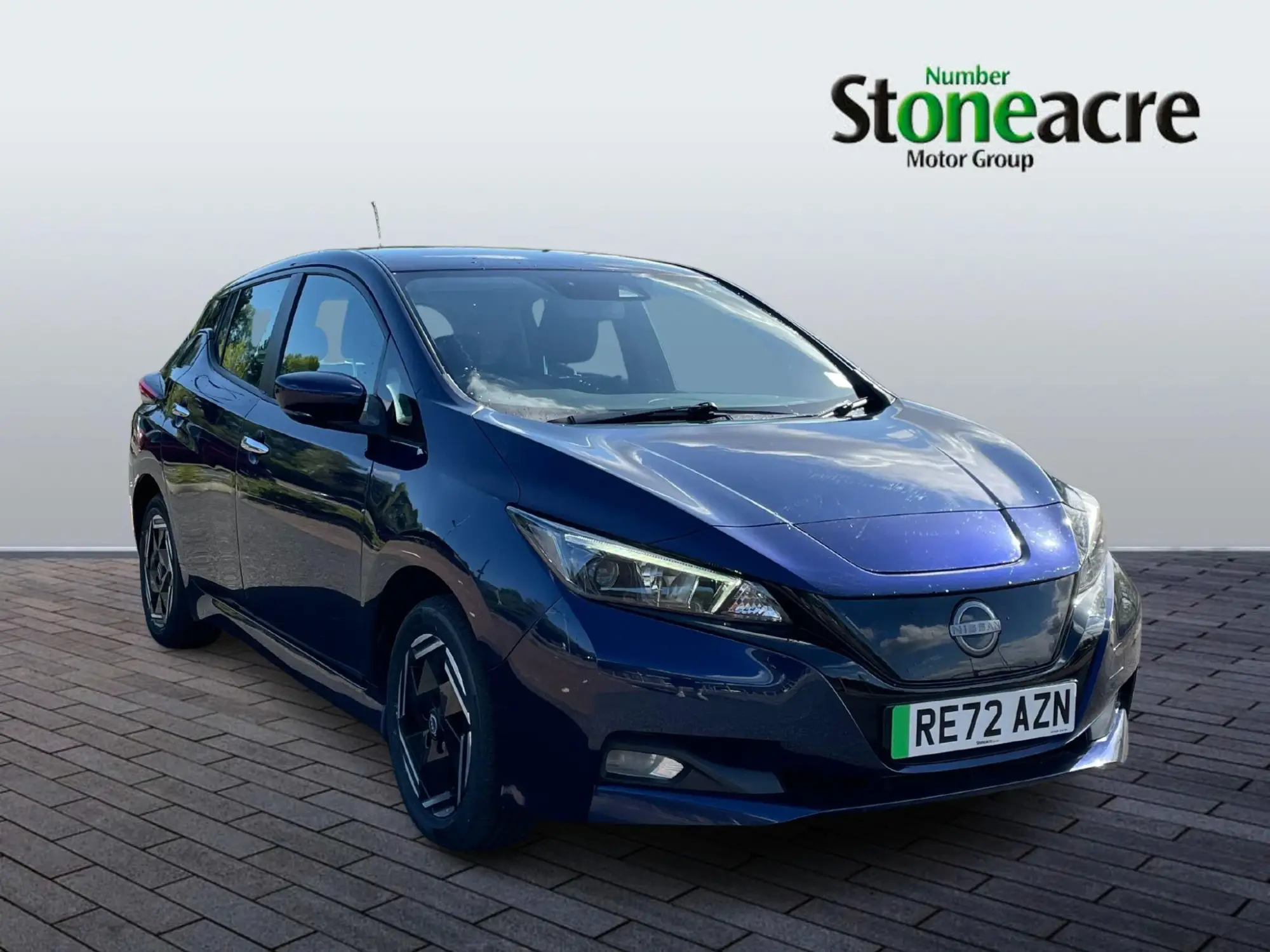 Nissan LEAF 39kWh Acenta Auto 5dr RE72AZN Image 1