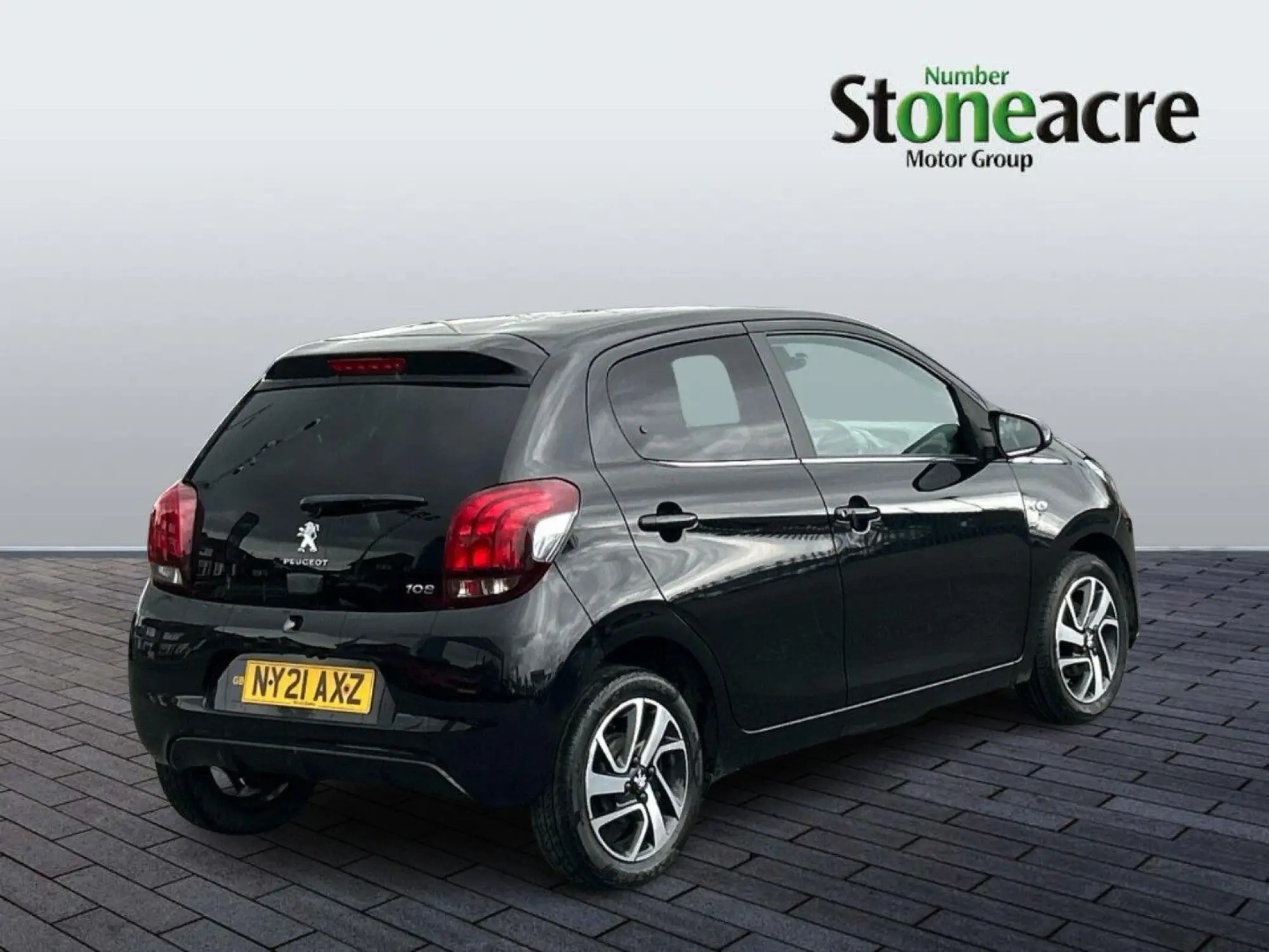 Peugeot 108 1.0 72 Allure 5dr NY21AXZ Image 3