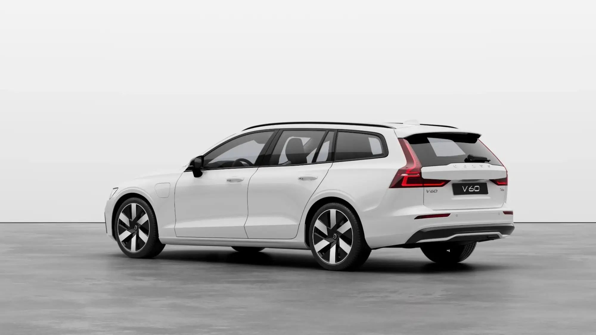 Volvo V60 Plug-In Hybrid 2.0 T6 [335] PHEV Plus Dark 5dr AWD Auto Image 2