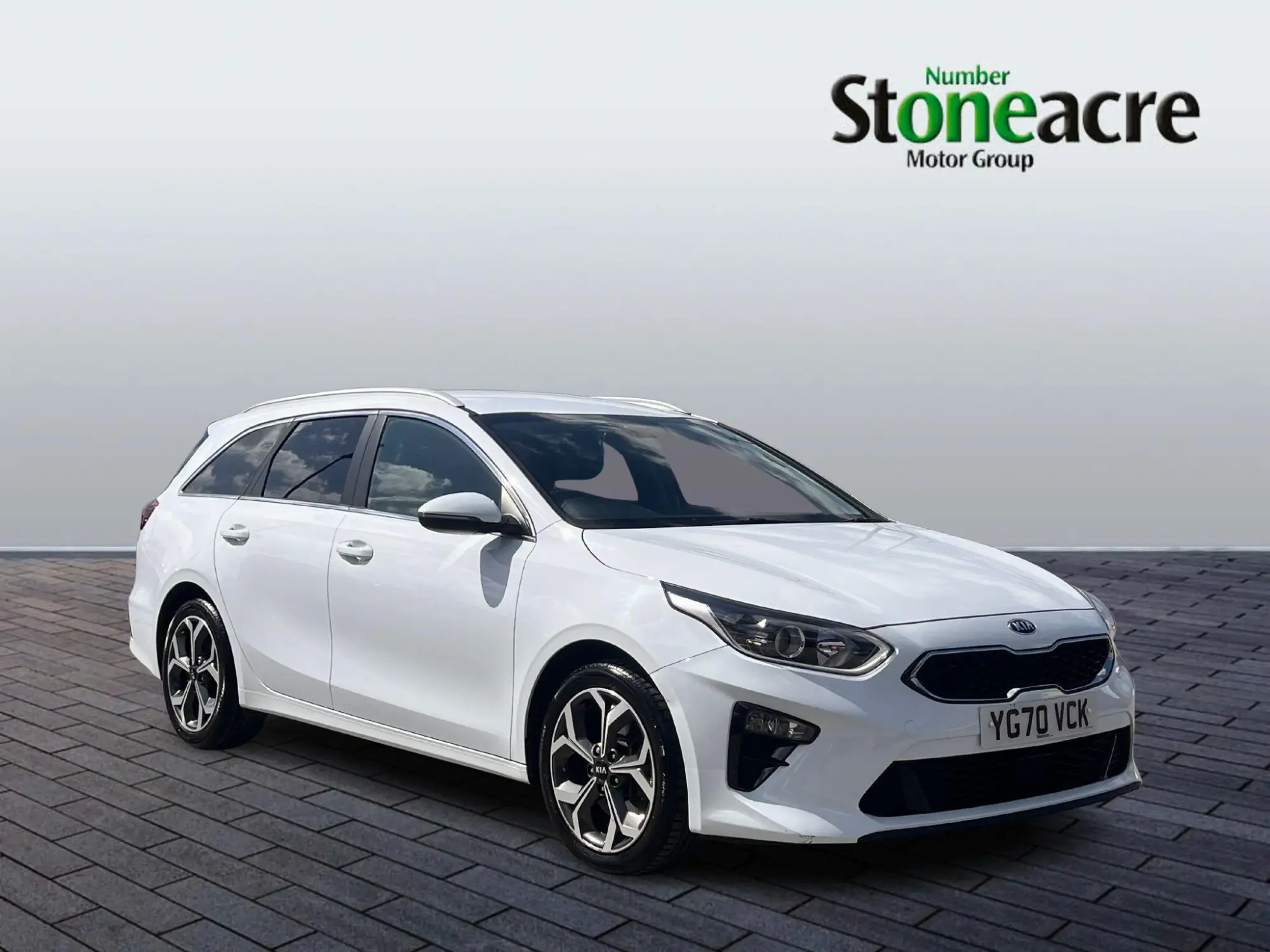 Kia Ceed 1.4 T-GDi 3 Sportswagon Euro 6 (s/s) 5dr YG70VCK Image 1