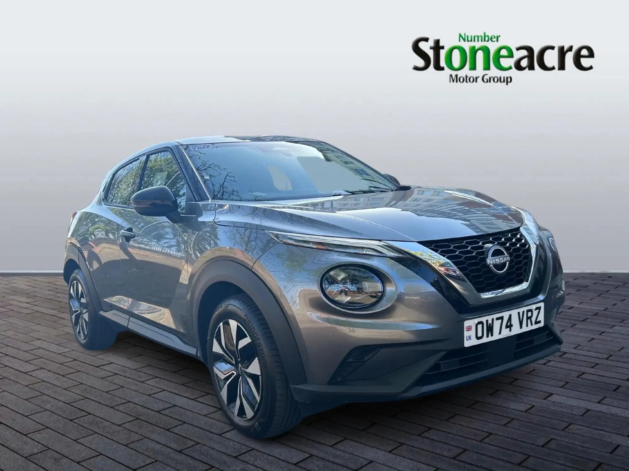 Nissan Juke 1.0 DIG-T Acenta Premium Euro 6 (s/s) 5dr OW74VRZ Image 1