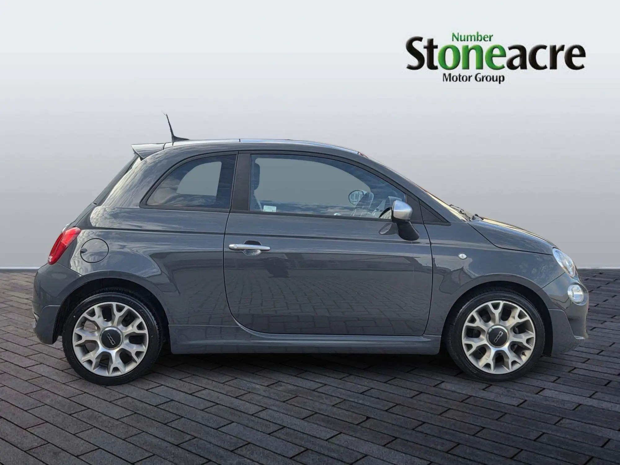 Fiat 500 1.2 Rock Star 3dr FX20HDN Image 2