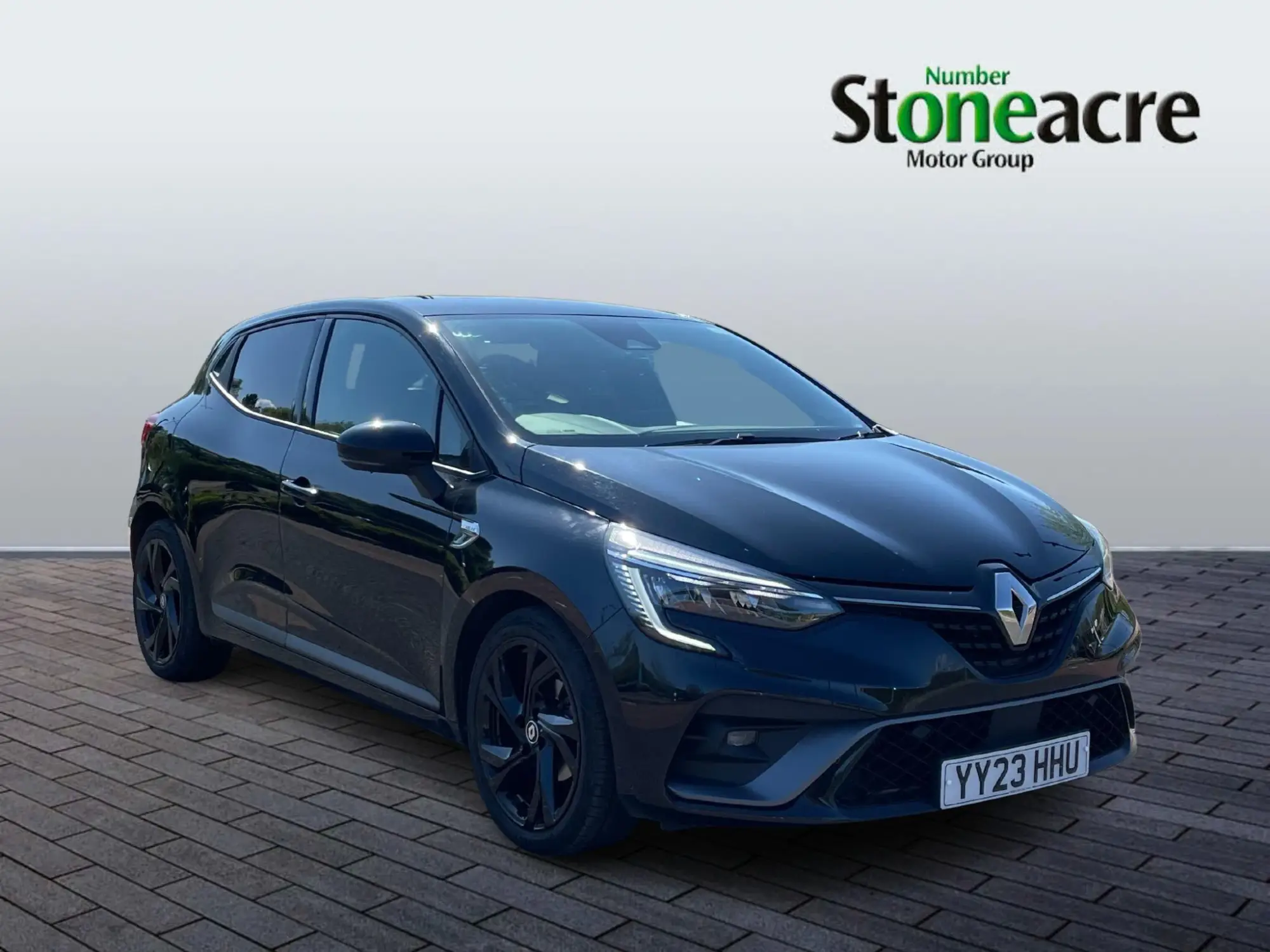 Renault Clio Image 1