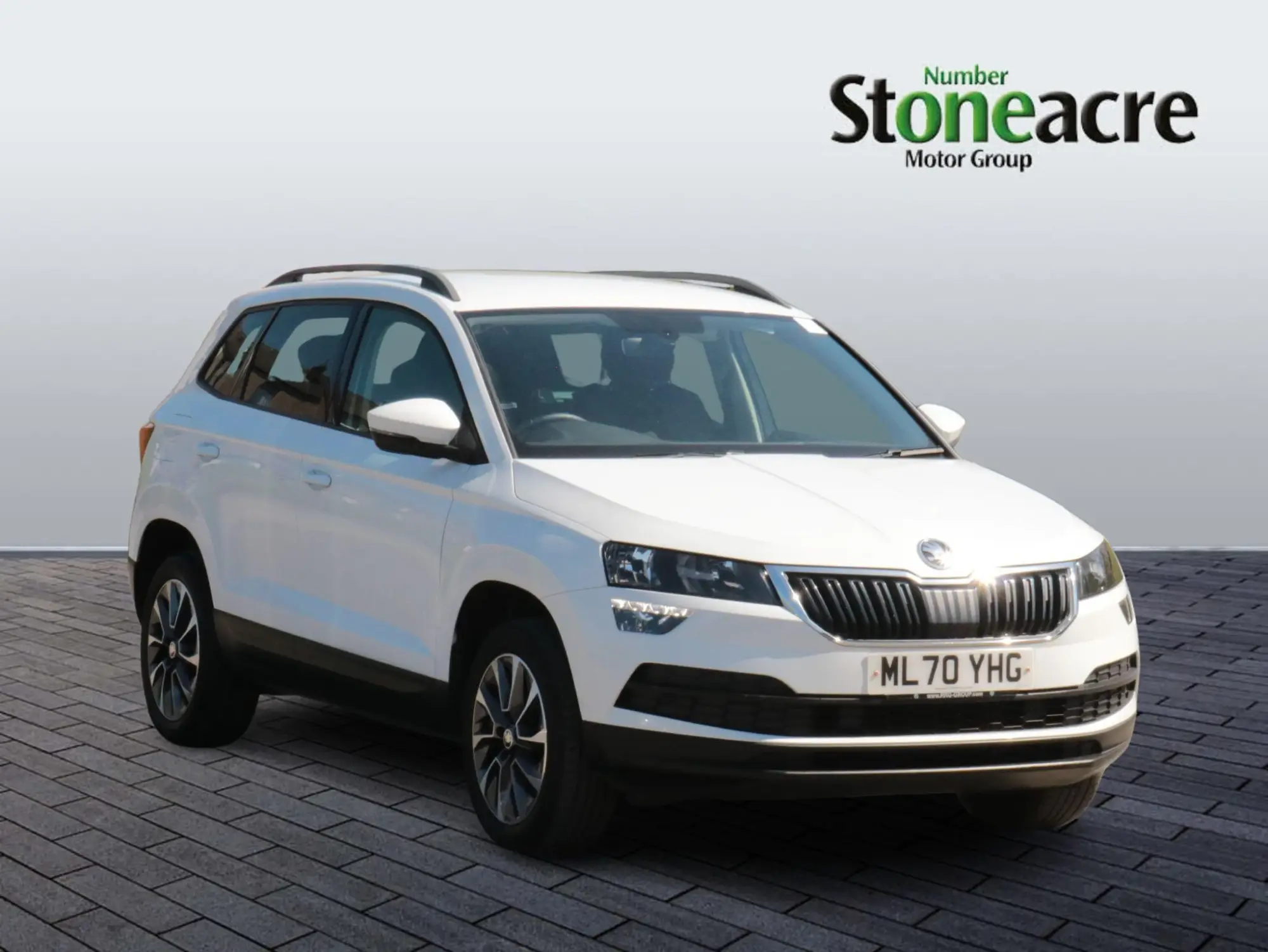 Skoda Karoq 1.5 TSI ACT SE Drive DSG Euro 6 (s/s) 5dr ML70YHG Image 1