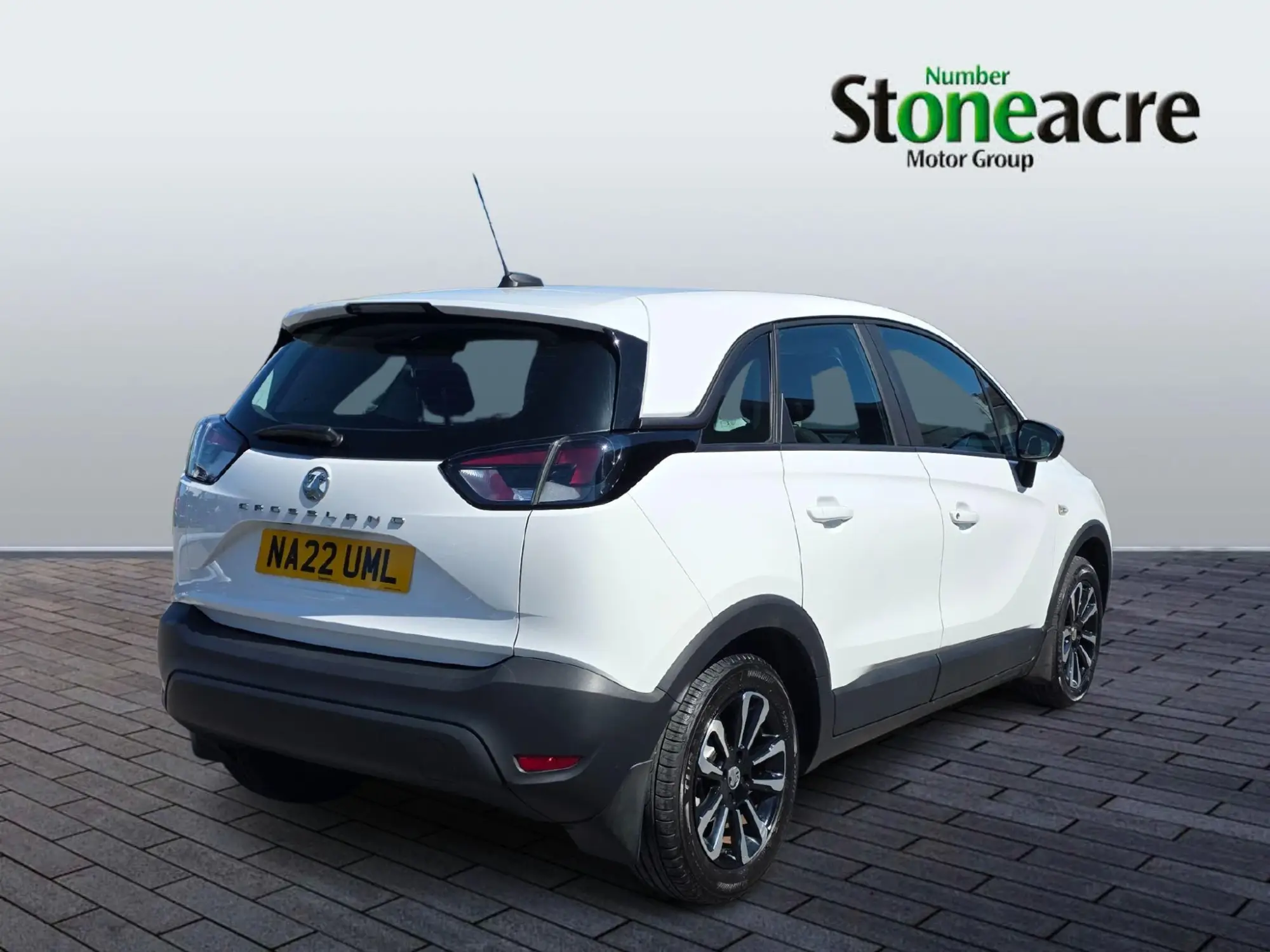Vauxhall Crossland 1.2 Design Euro 6 (s/s) 5dr NA22UML Image 3