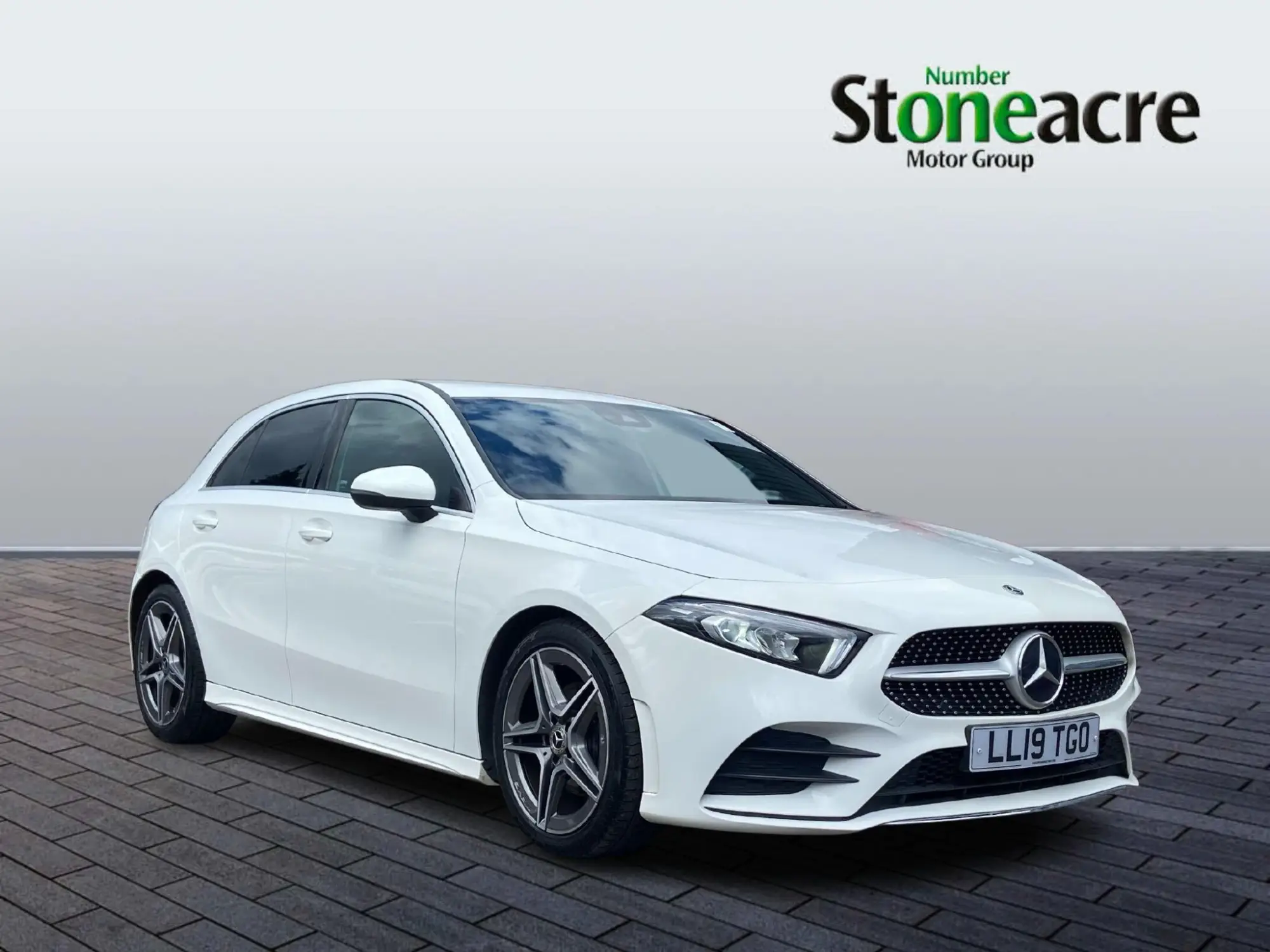 Mercedes-Benz A-Class 2.0 A200d AMG Line 8G-DCT Euro 6 (s/s) 5dr LL19TGO Image 1