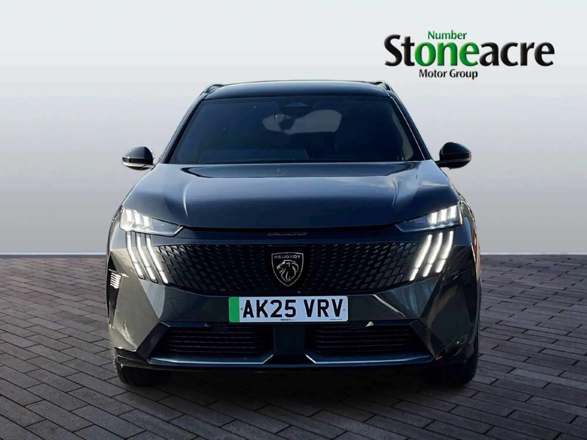 Peugeot E-5008 Image 2