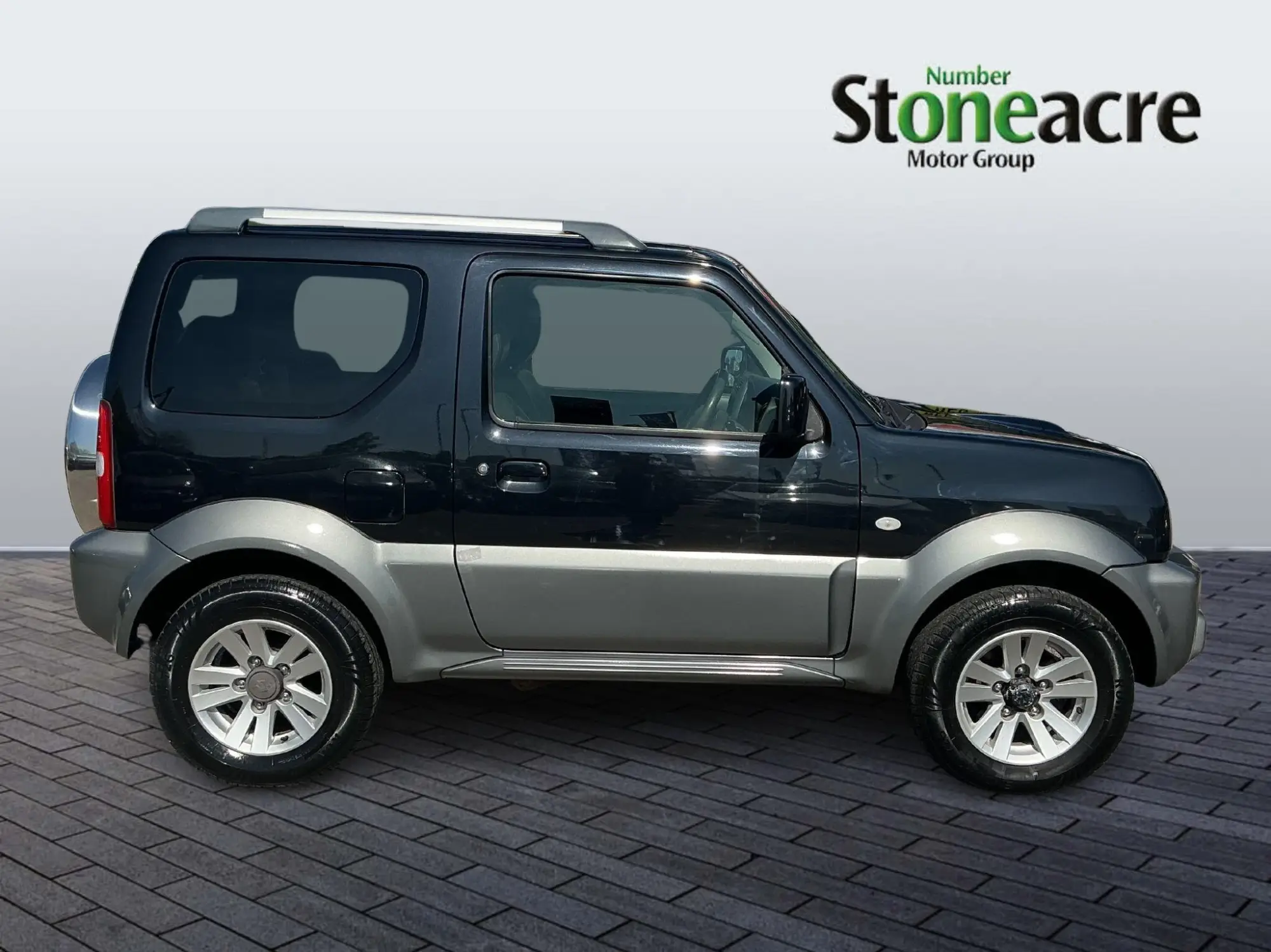 Suzuki Jimny 1.3 VVT SZ4 SUV 3dr Petrol Auto 4WD Euro 5 (85 ps) FL63KTU Image 2