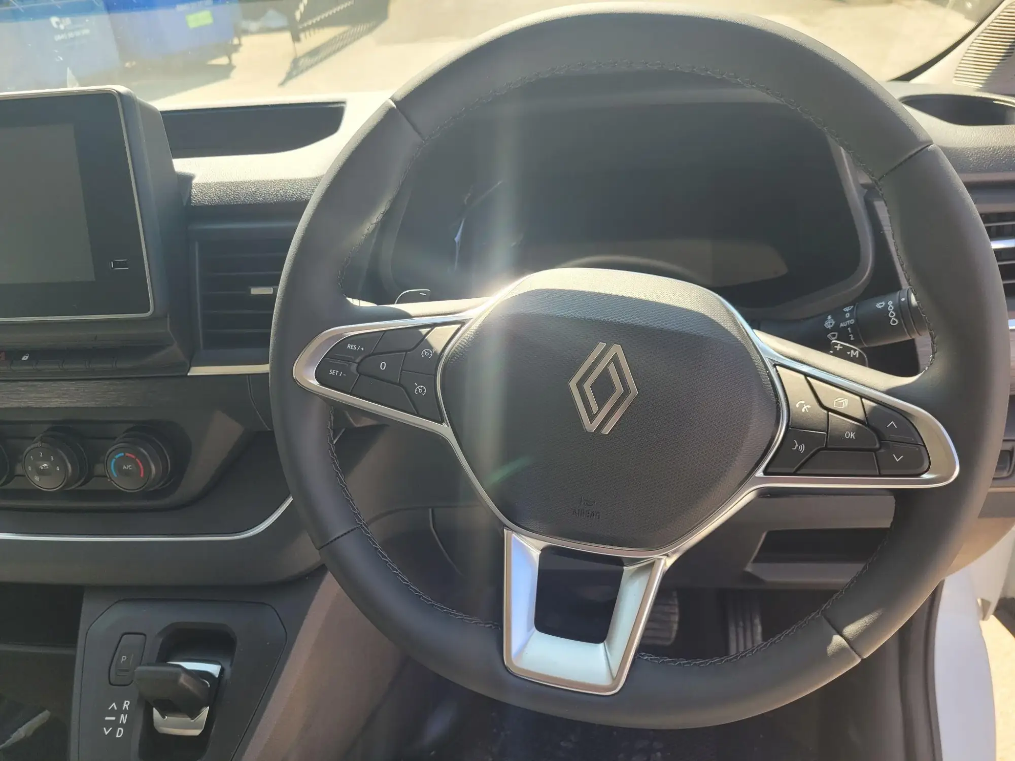 Renault Trafic Image 15