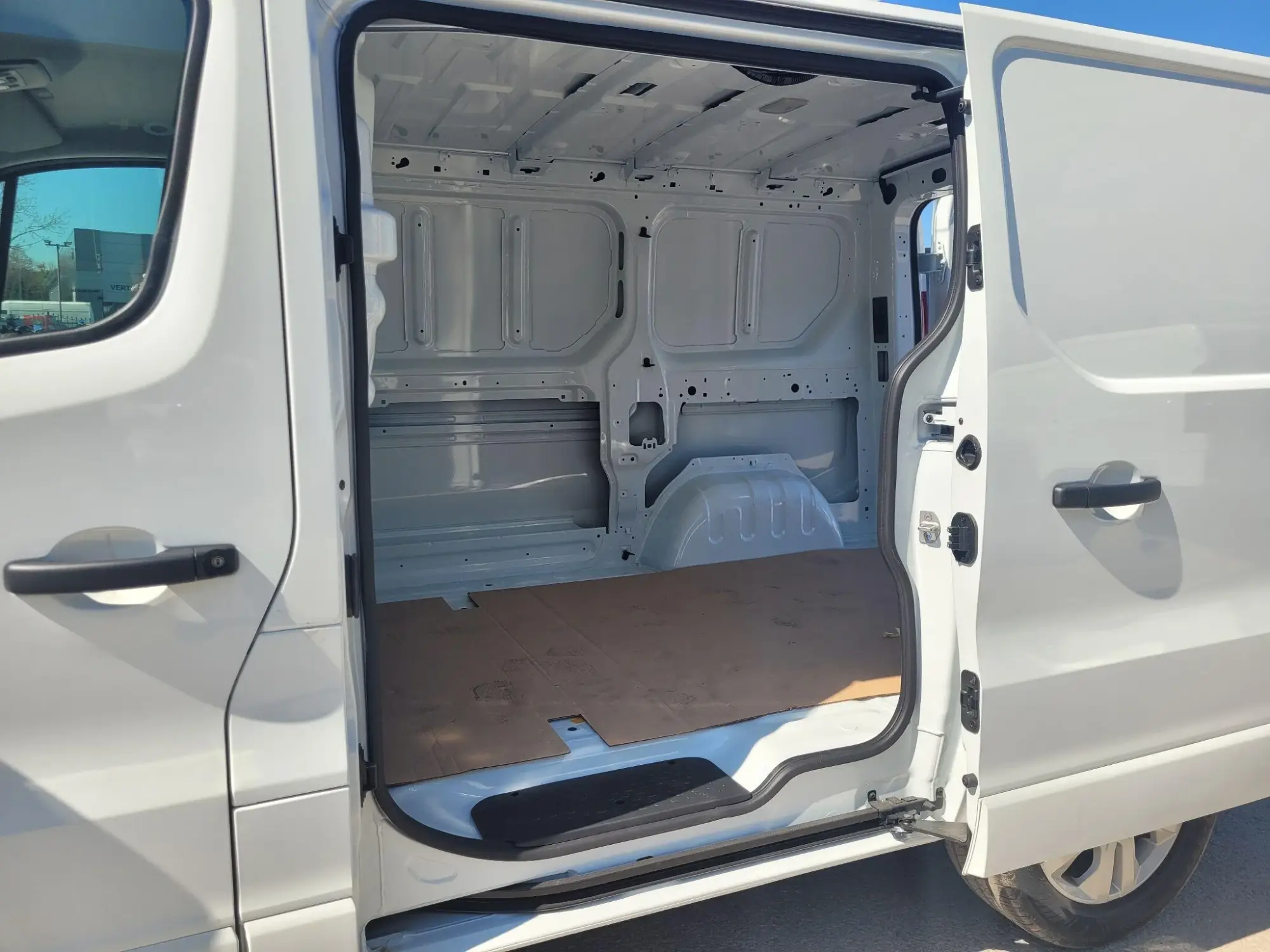 Renault Trafic Image 14 Renault Trafic Image 14