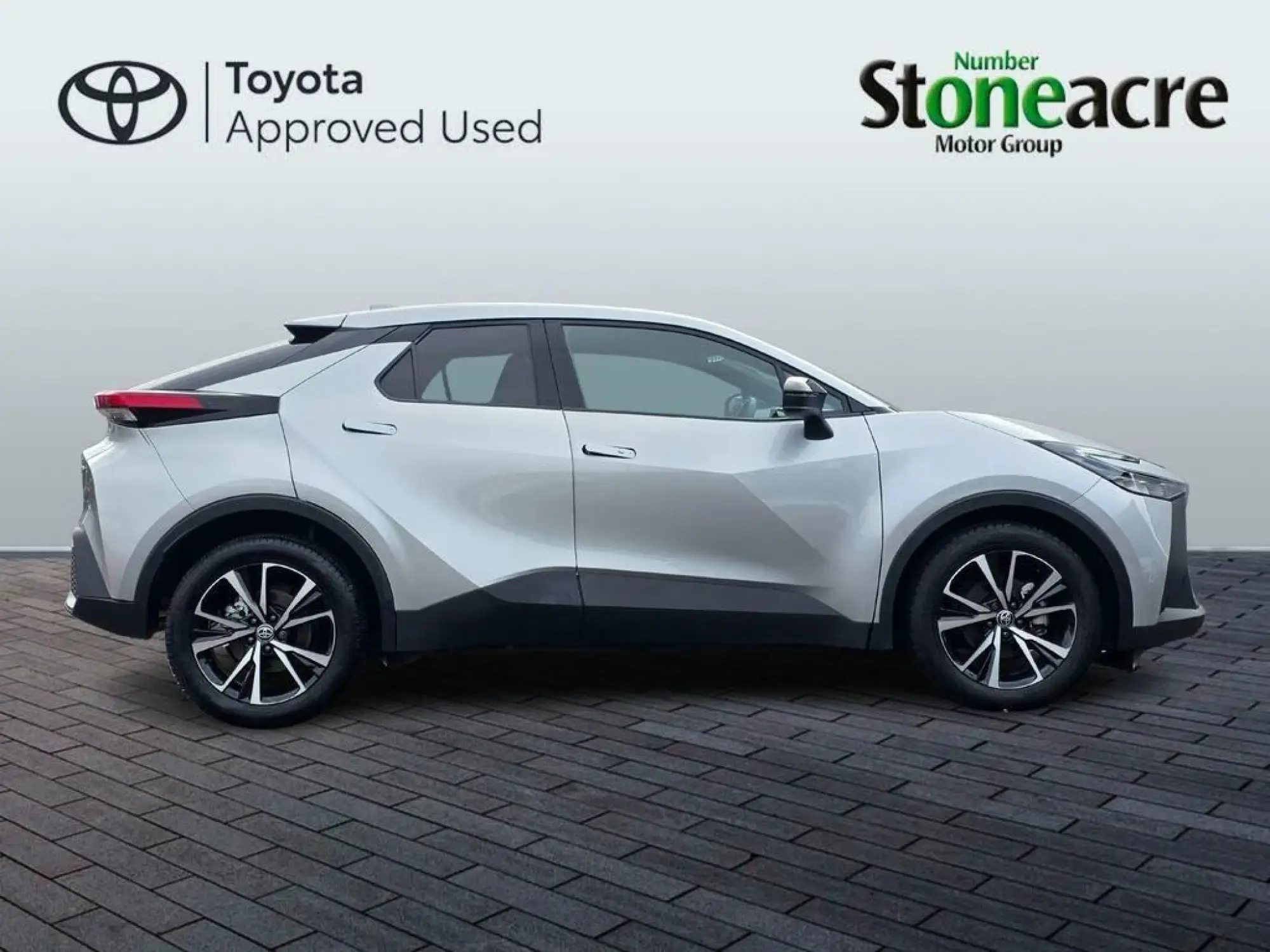 Toyota C-HR Self-Charging Hybrid Image 2