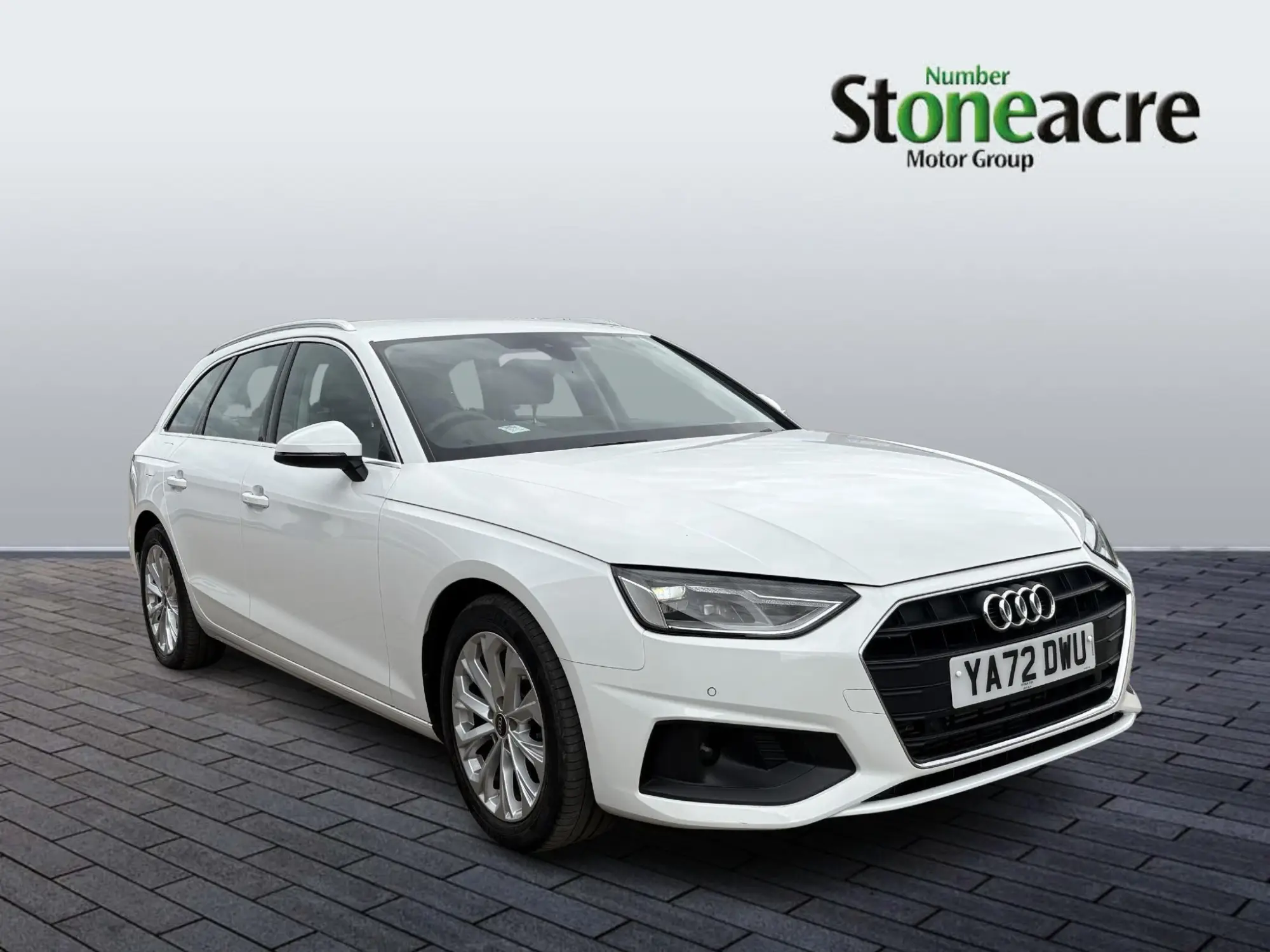 Audi A4 Avant 2.0 TFSI 35 Technik S Tronic Euro 6 (s/s) 5dr YA72DWU Image 1