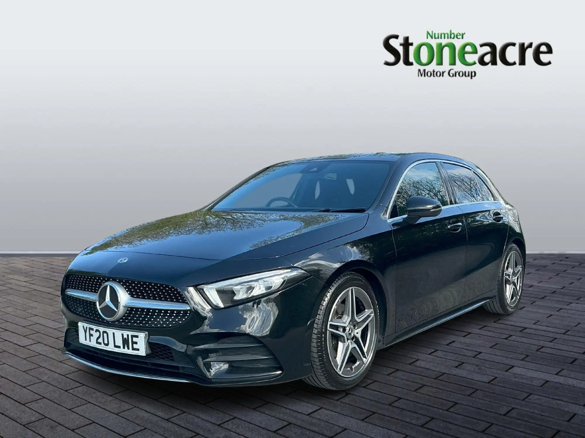 Mercedes-Benz A-Class A200 AMG Line 5dr YF20LWE Image 3