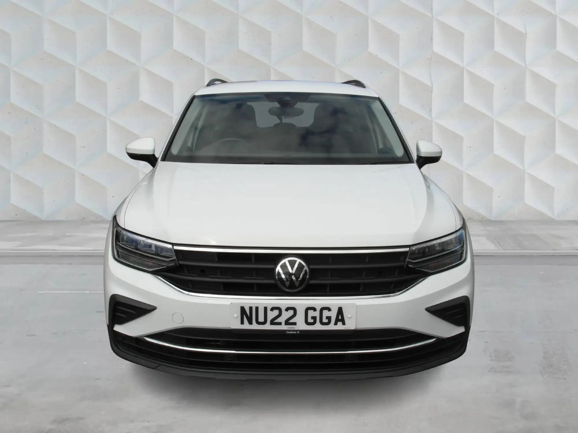 Volkswagen Tiguan 1.5 TSI Active Euro 6 (s/s) 5dr NU22GGA Image 2