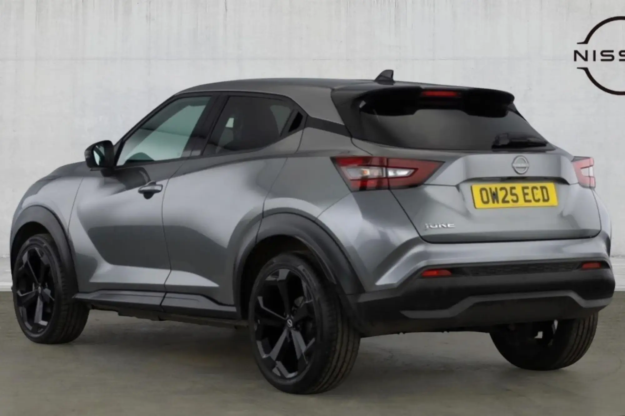 Nissan Juke 1.0 DIG-T Tekna Euro 6 (s/s) 5dr OW25ECD Image 3