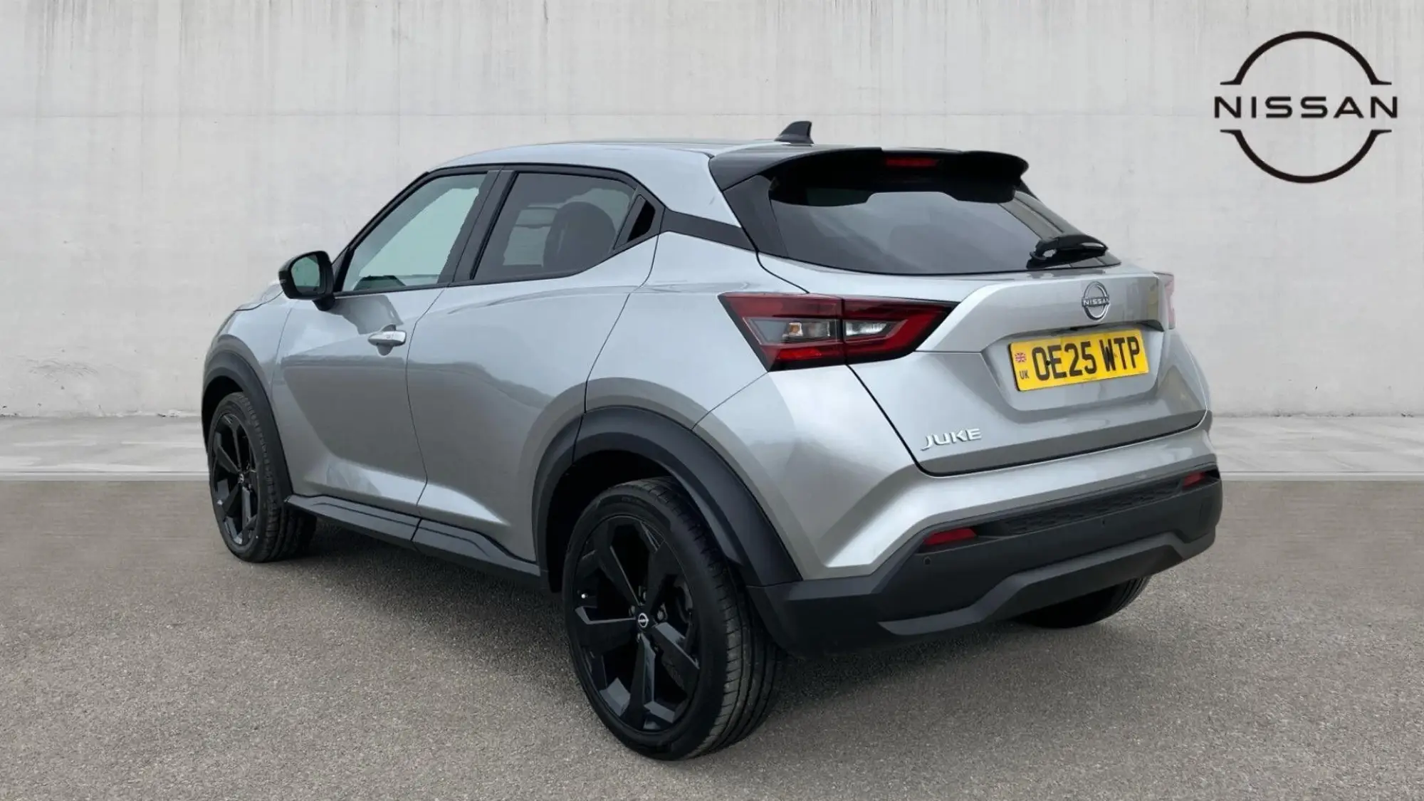 Nissan Juke 1.0 DIG-T Tekna Euro 6 (s/s) 5dr OE25WTP Image 3