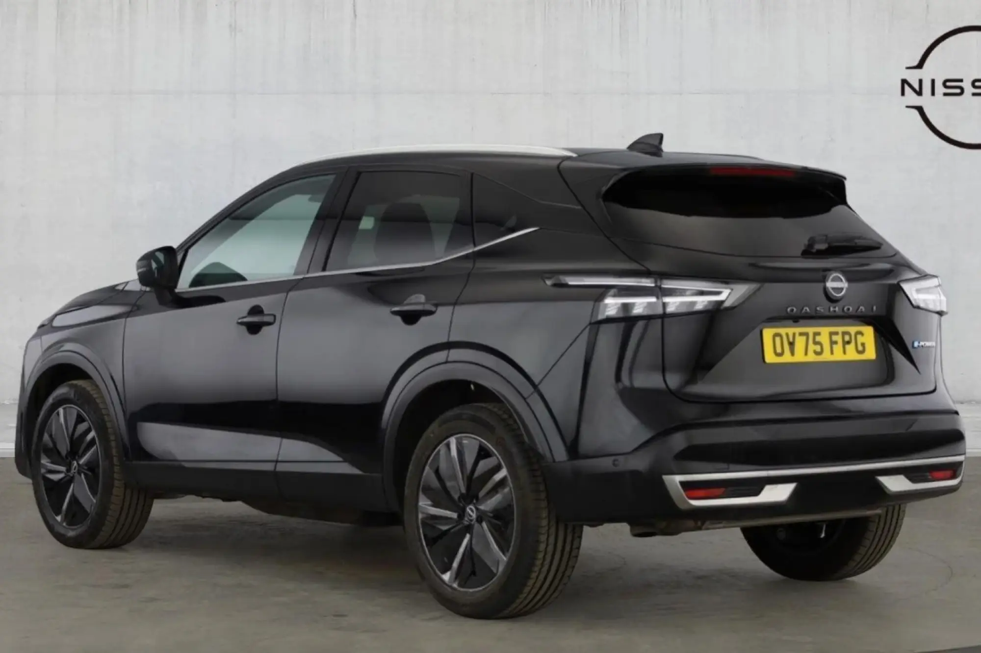 Nissan Qashqai with New e-POWER 1.5 h e-POWER Tekna Auto Euro 6 (s/s) 5dr OV75FPG Image 3