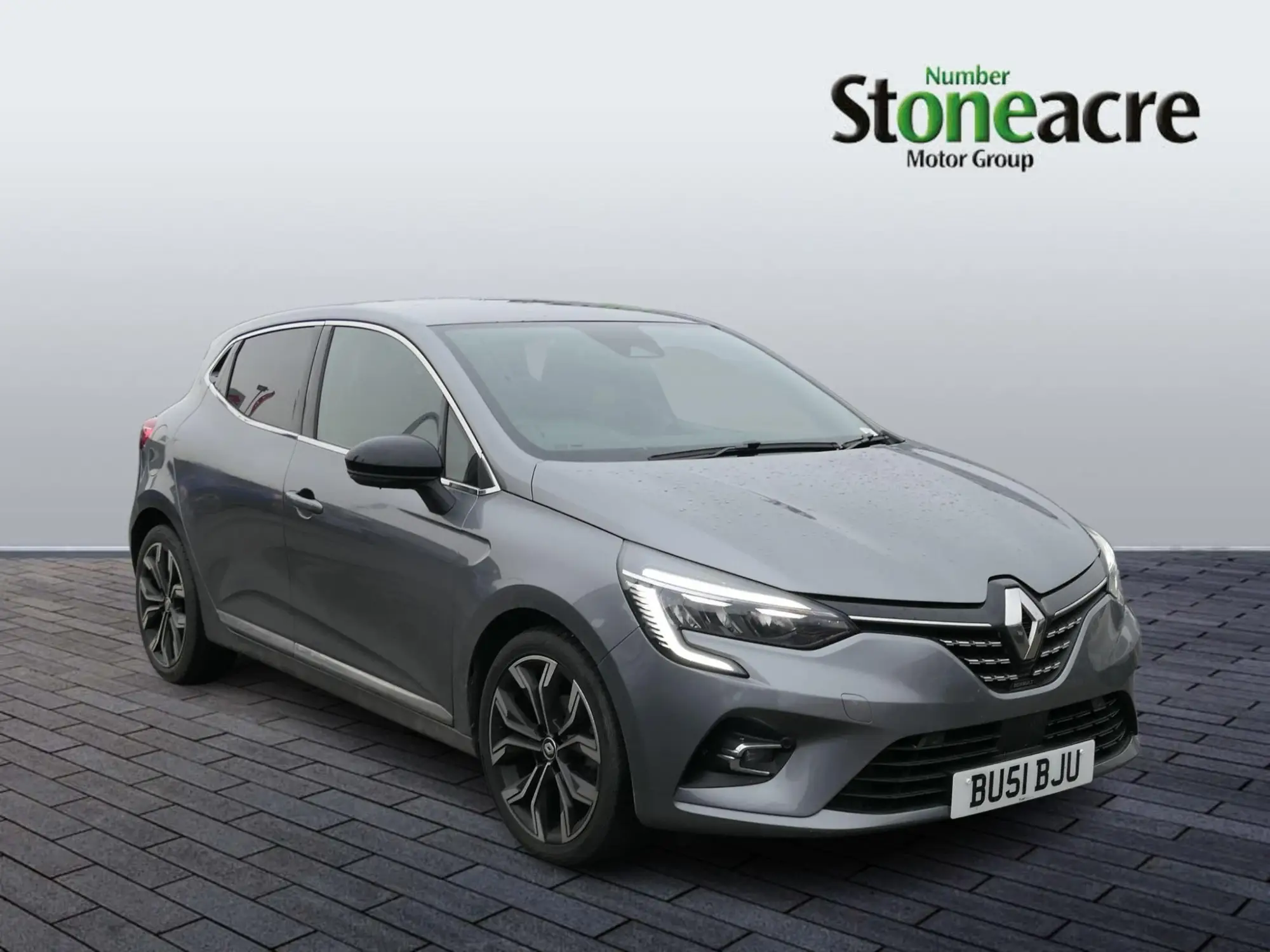 Renault Clio 1.0 TCe Techno Euro 6 (s/s) 5dr YS72ZDV Image 1