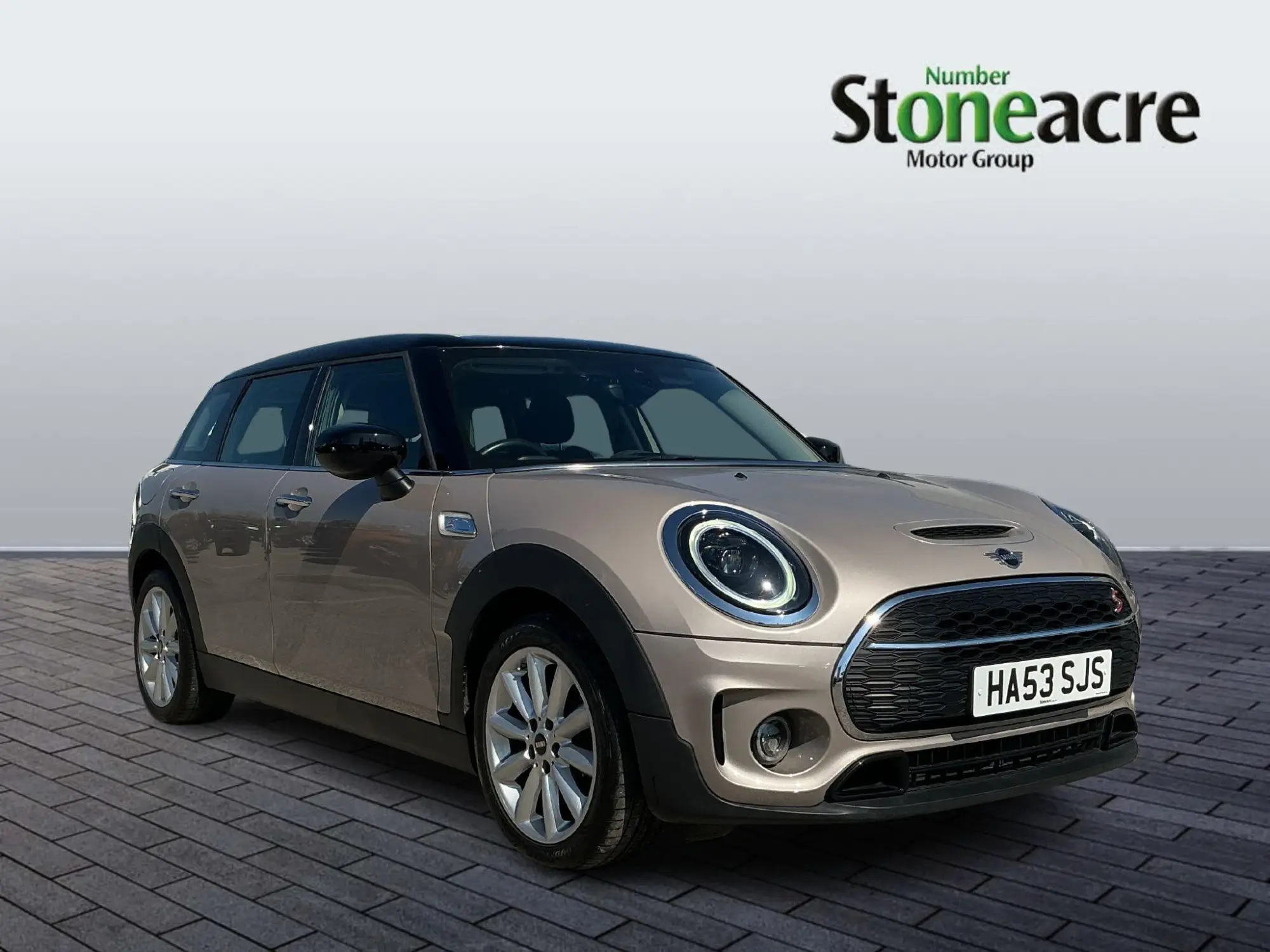 MINI Clubman 2.0 Cooper S Classic Steptronic Euro 6 (s/s) 6dr HA53SJS Image 1