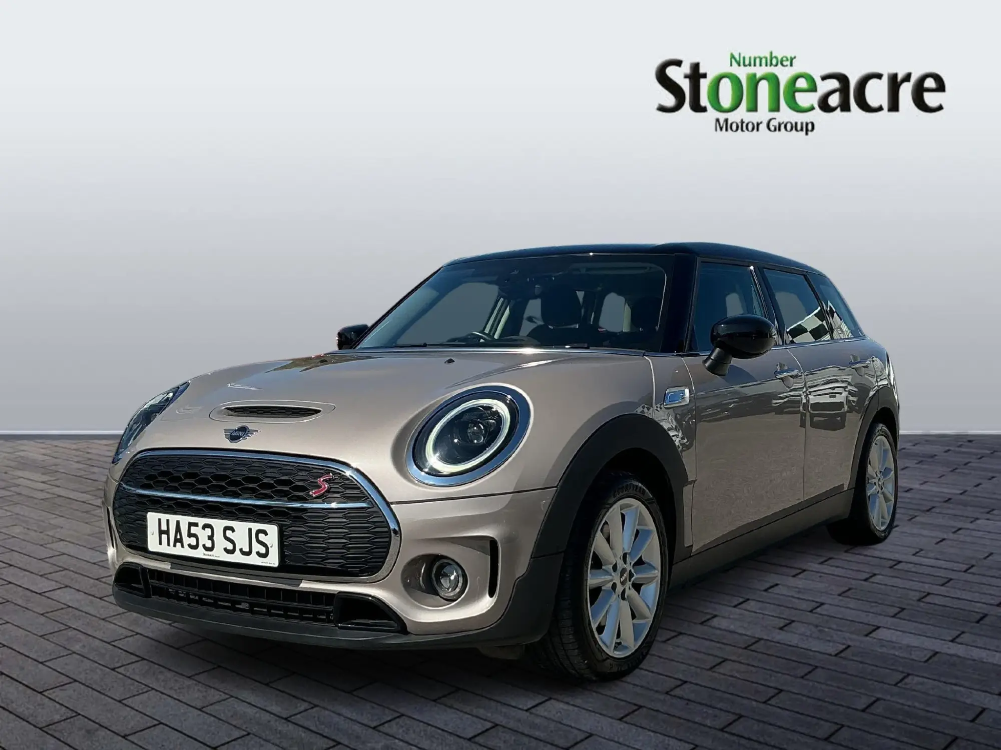 MINI Clubman 2.0 Cooper S Classic Steptronic Euro 6 (s/s) 6dr HA53SJS Image 3