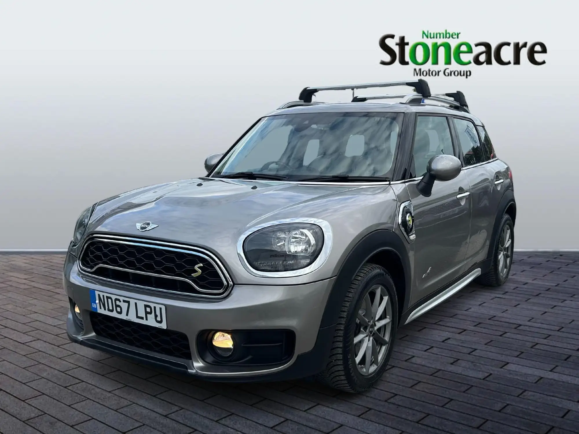 MINI Countryman 1.5 7.6kWh Cooper SE Auto ALL4 Euro 6 (s/s) 5dr ND67LPU Image 3