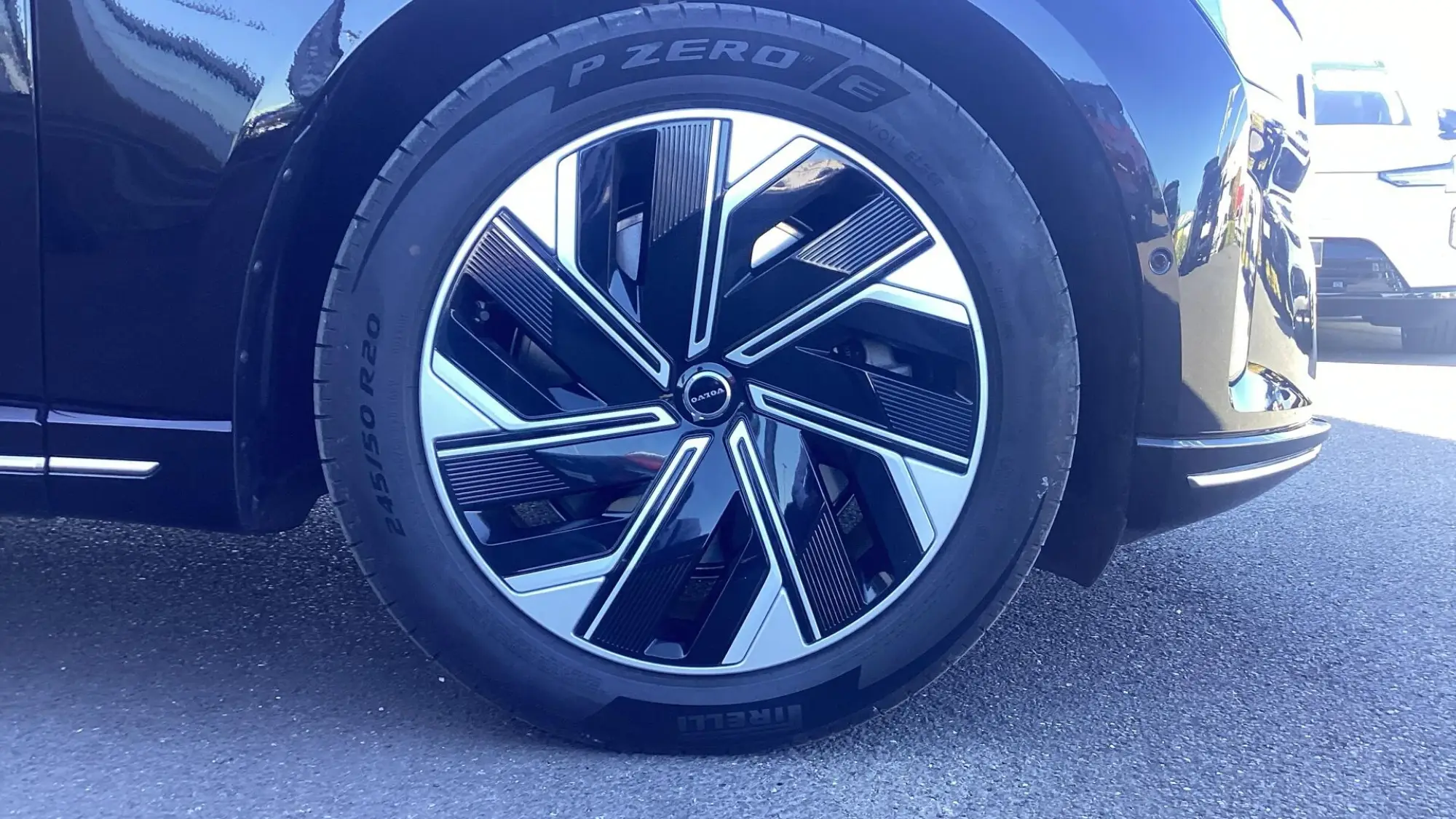 Volvo ES90 Image 9