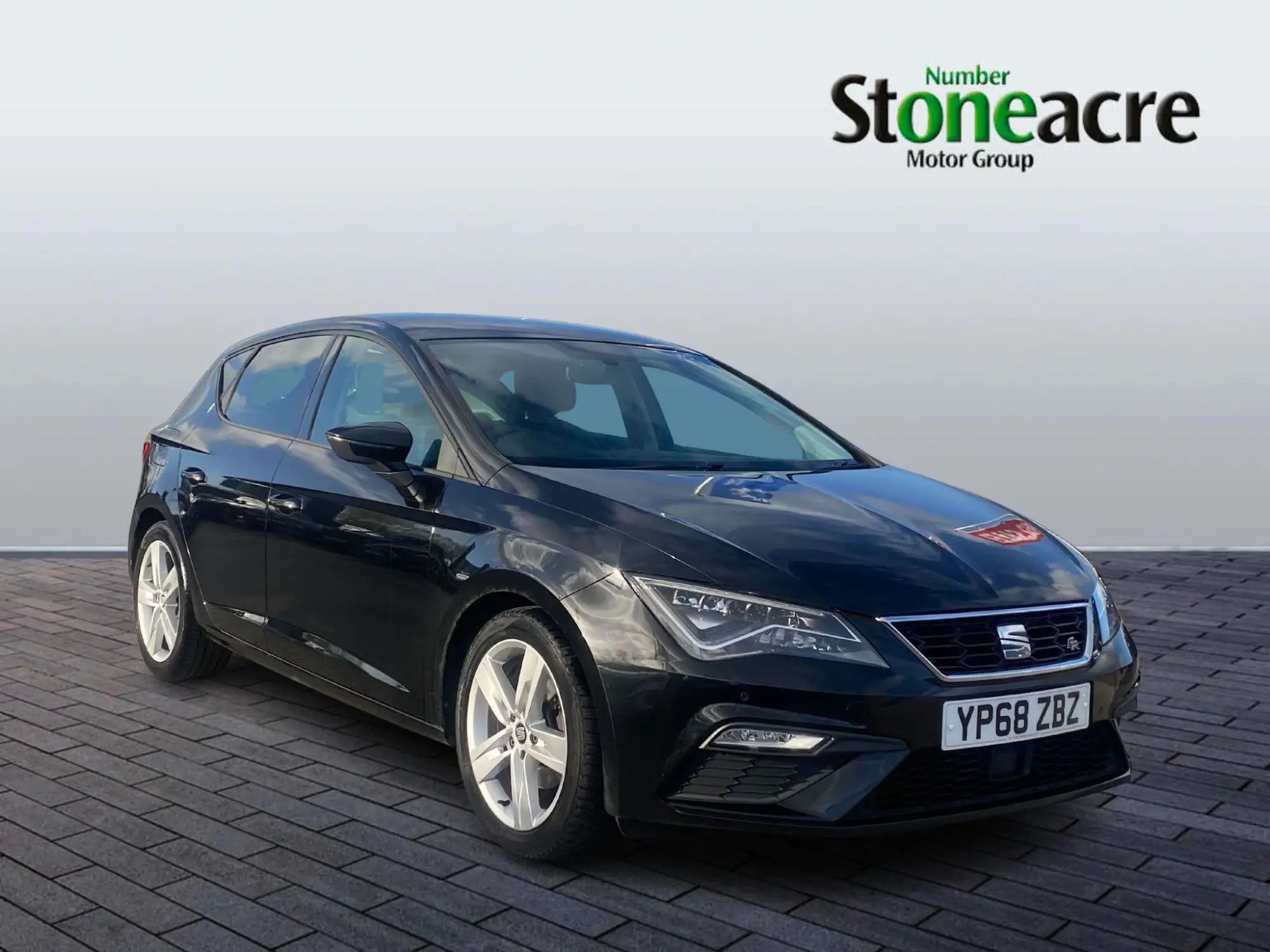 SEAT Leon 1.5 TSI EVO FR Hatchback 5dr Petrol Manual Euro 6 (s/s) (130 ps) YP68ZBZ Image 1