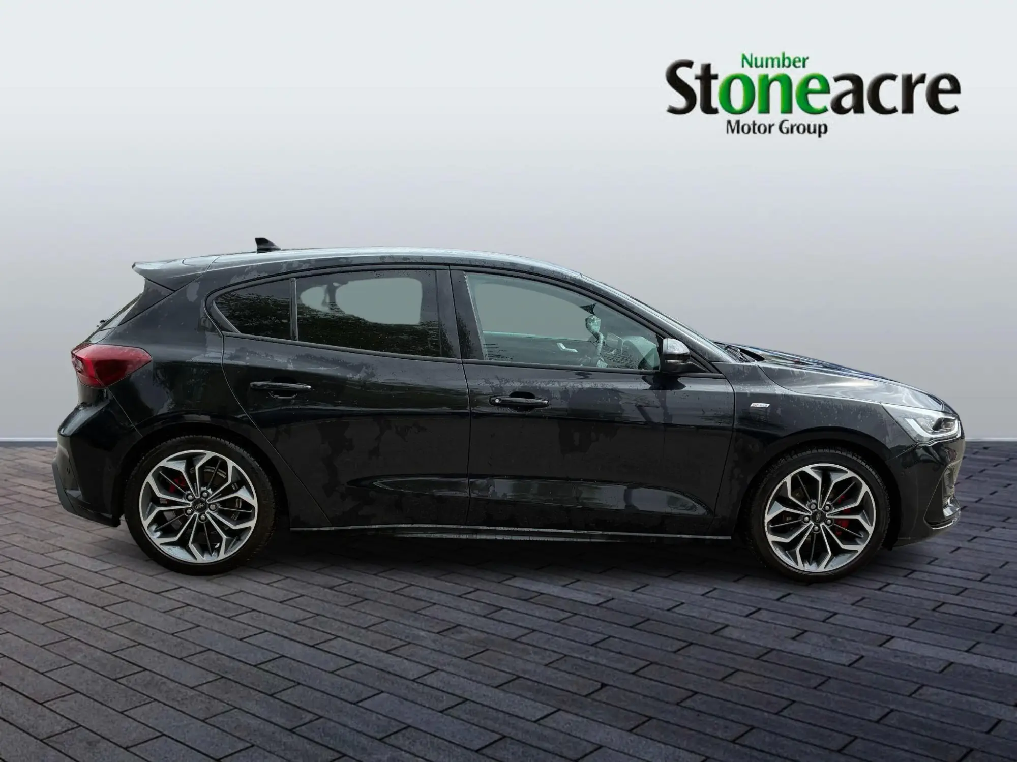 Ford Focus Image 2