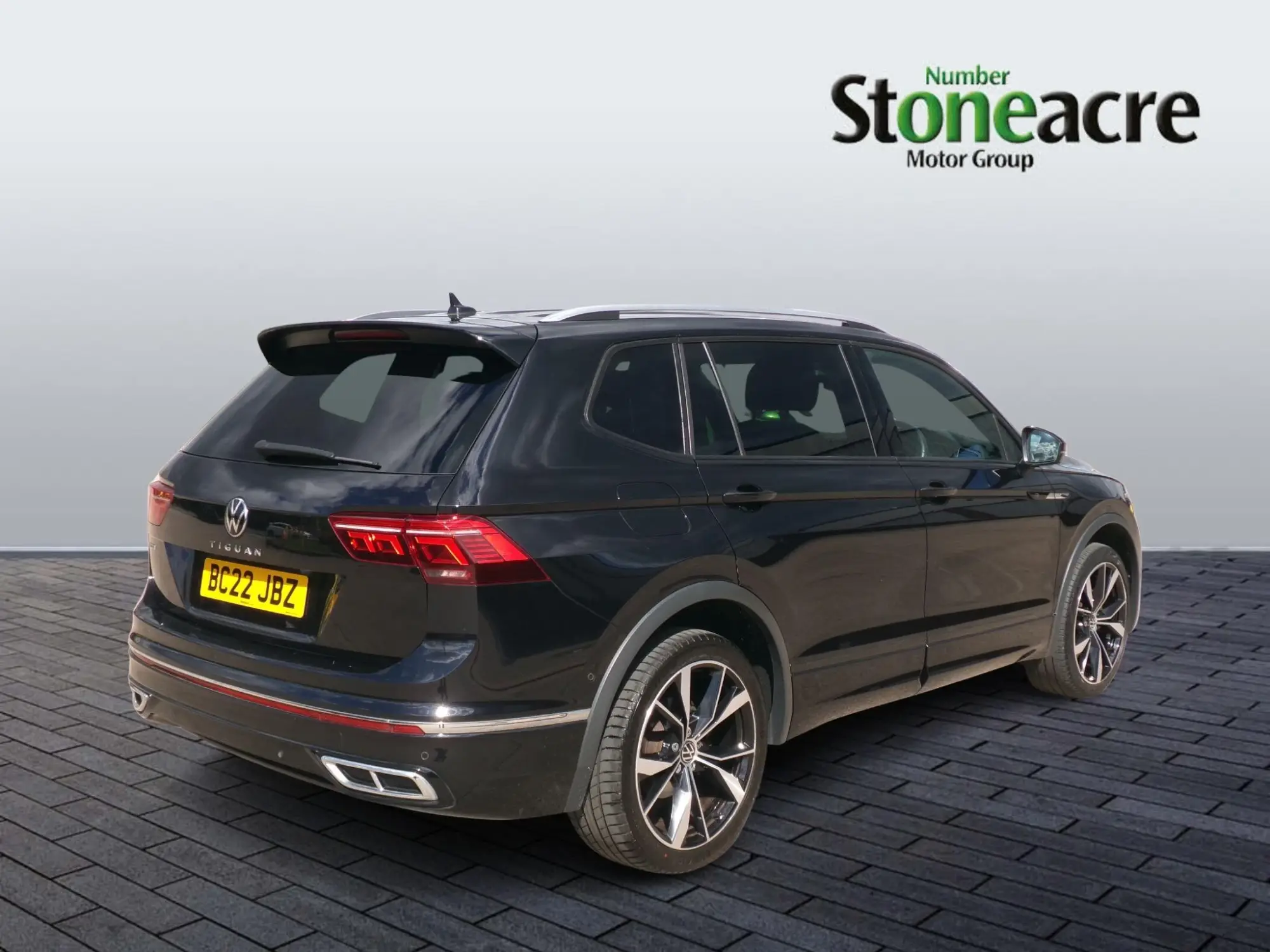 Volkswagen Tiguan Allspace 1.5 TSI R-Line DSG Euro 6 (s/s) 5dr BC22JBZ Image 3
