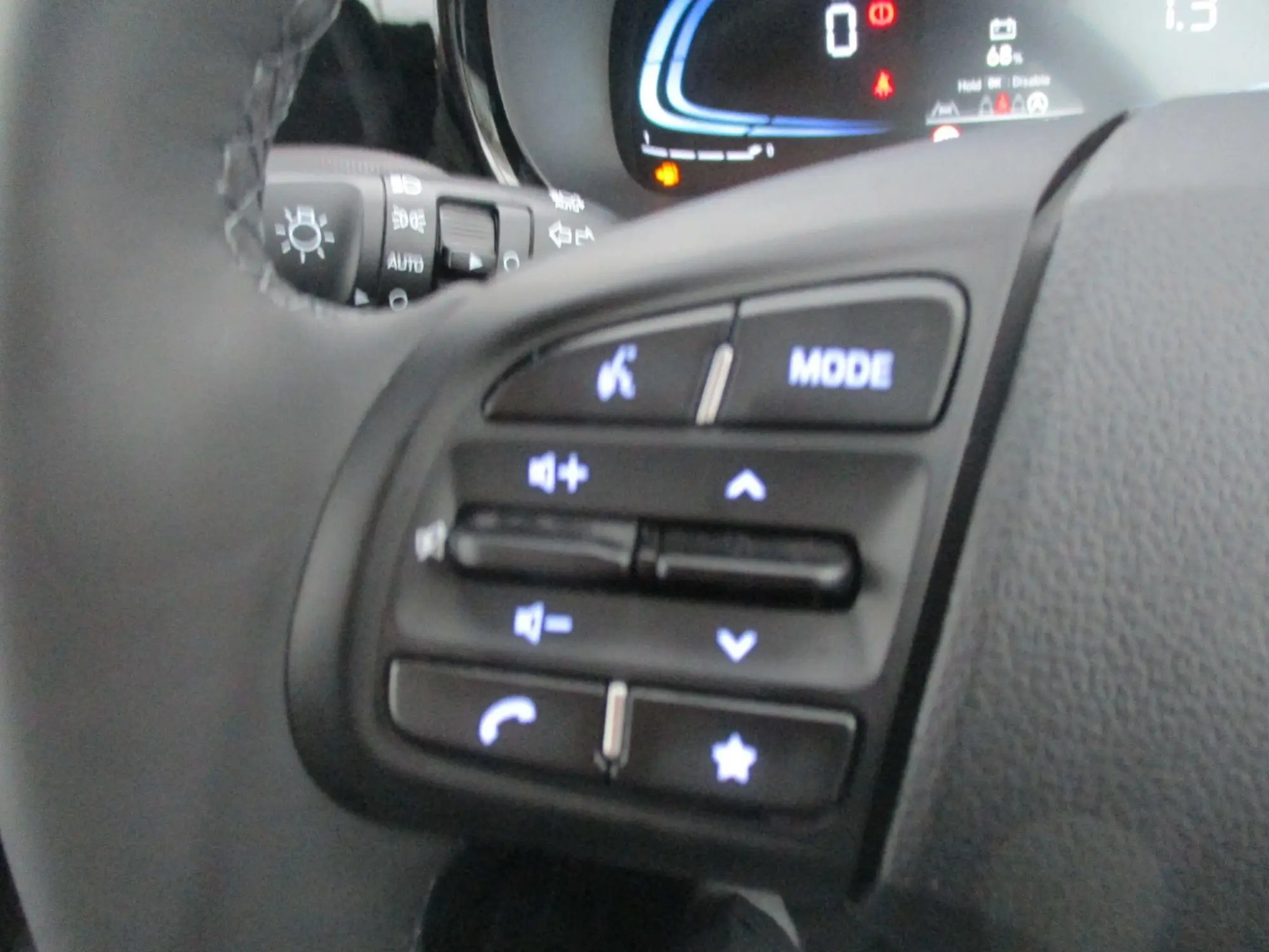 Hyundai i10 Image 12
