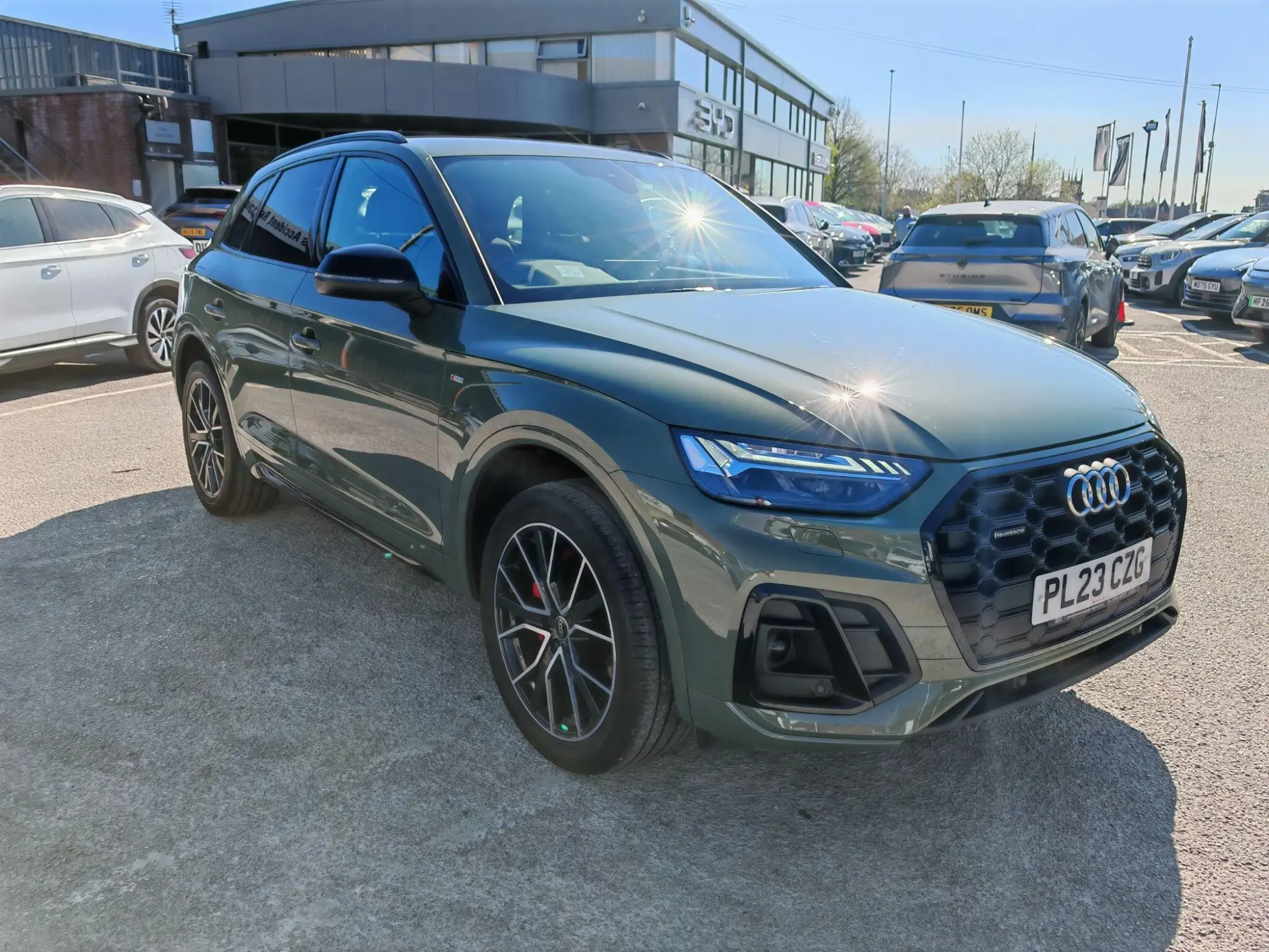 Audi Q5 2.0 TDI 40 Edition 1 S Tronic quattro Euro 6 (s/s) 5dr PL23CZG Image 1