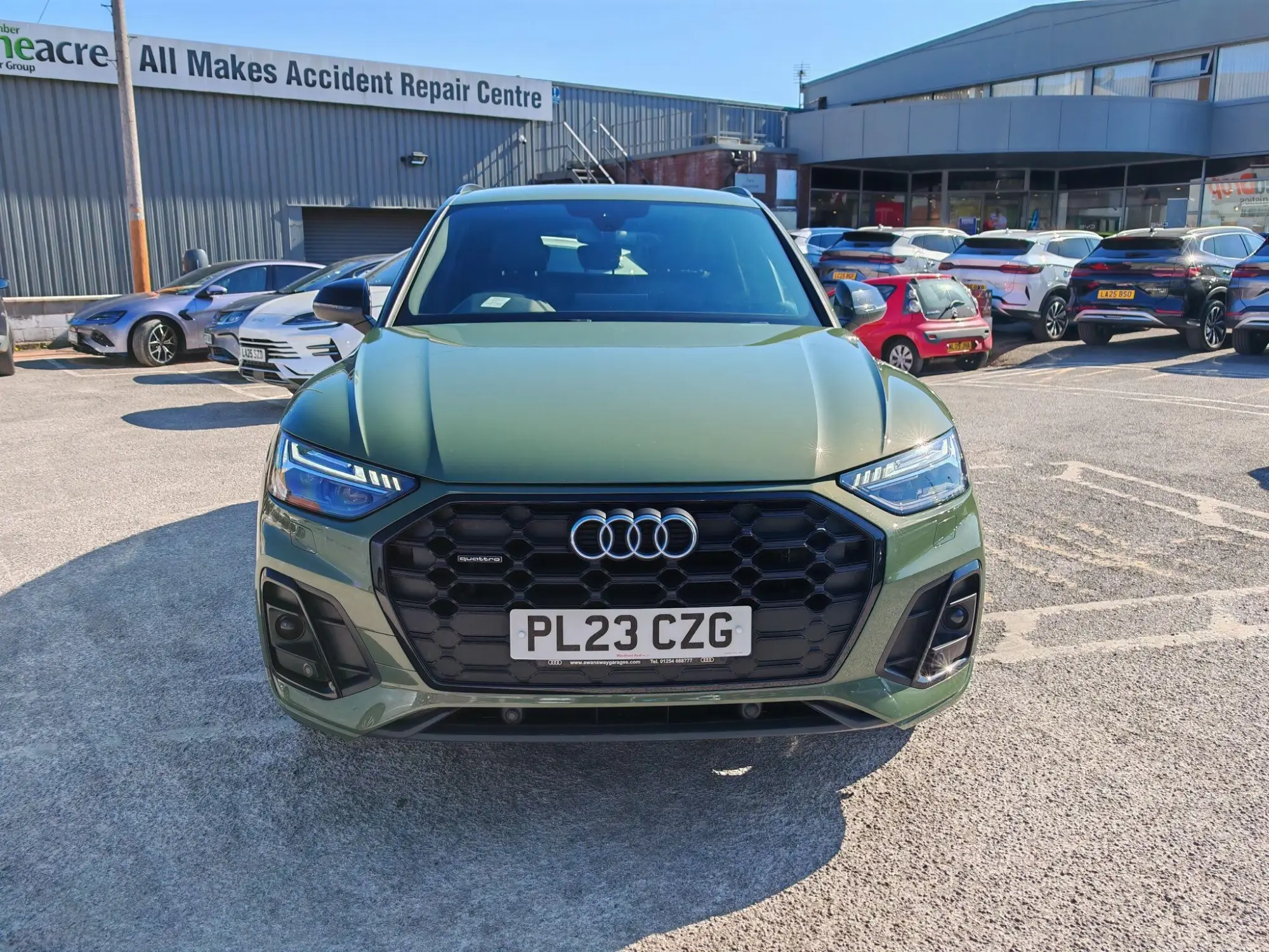 Audi Q5 2.0 TDI 40 Edition 1 S Tronic quattro Euro 6 (s/s) 5dr PL23CZG Image 2