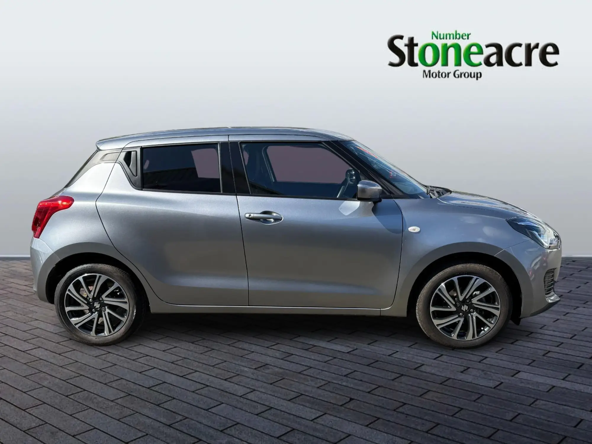 Suzuki Swift 1.2 Dualjet 83 12V Hybrid SZ-L 5dr YO73LVP Image 3
