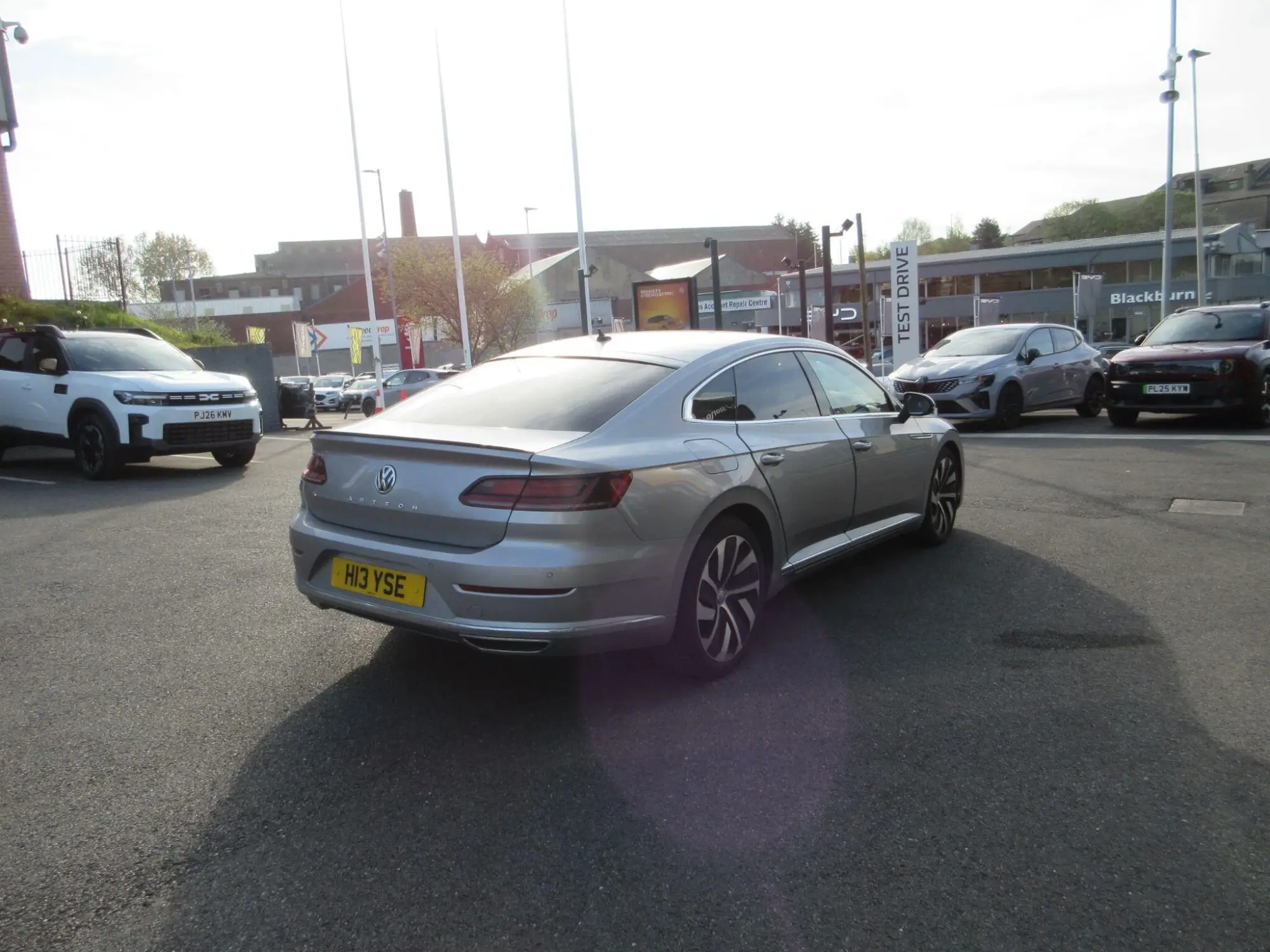 Volkswagen Arteon 2.0 TDI R-Line Fastback Euro 6 (s/s) 5dr H13YSE Image 3