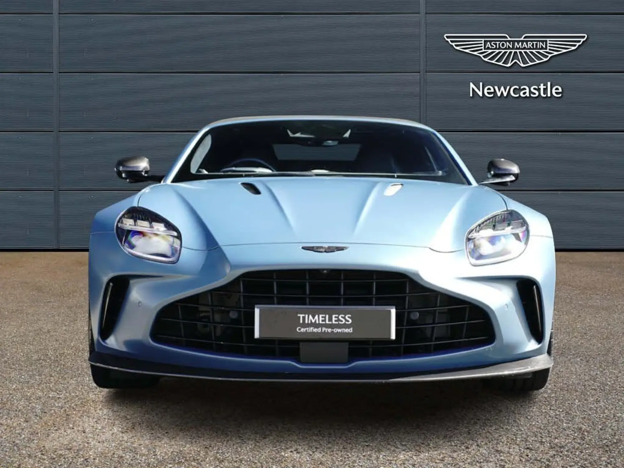 Aston Martin Vantage Roadster 4.0 V8 Roadster Auto Euro 6 2dr BD25PFY Image 3