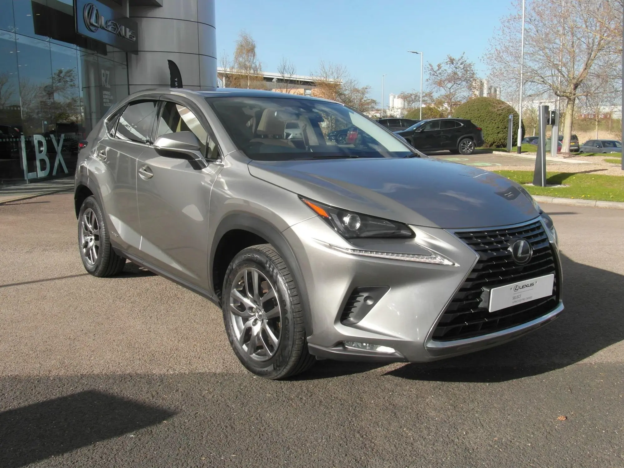 Lexus NX Self-Charging Hybrid 2.5 300h SE E-CVT 4WD Euro 6 (s/s) 5dr NX67PKC Image 1
