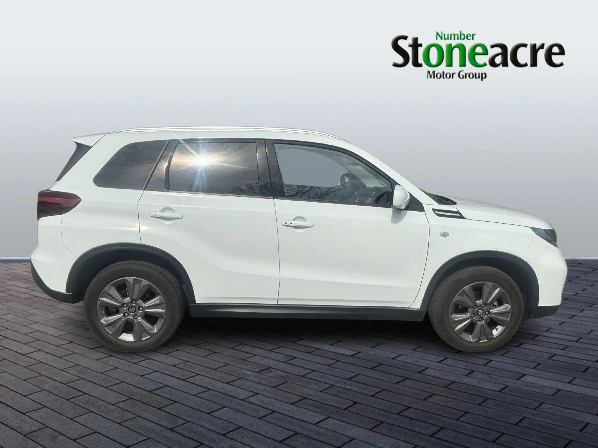 Suzuki Vitara 1.5 Motion AGS Auto Euro 6 (s/s) 5dr YR74XWG Image 3