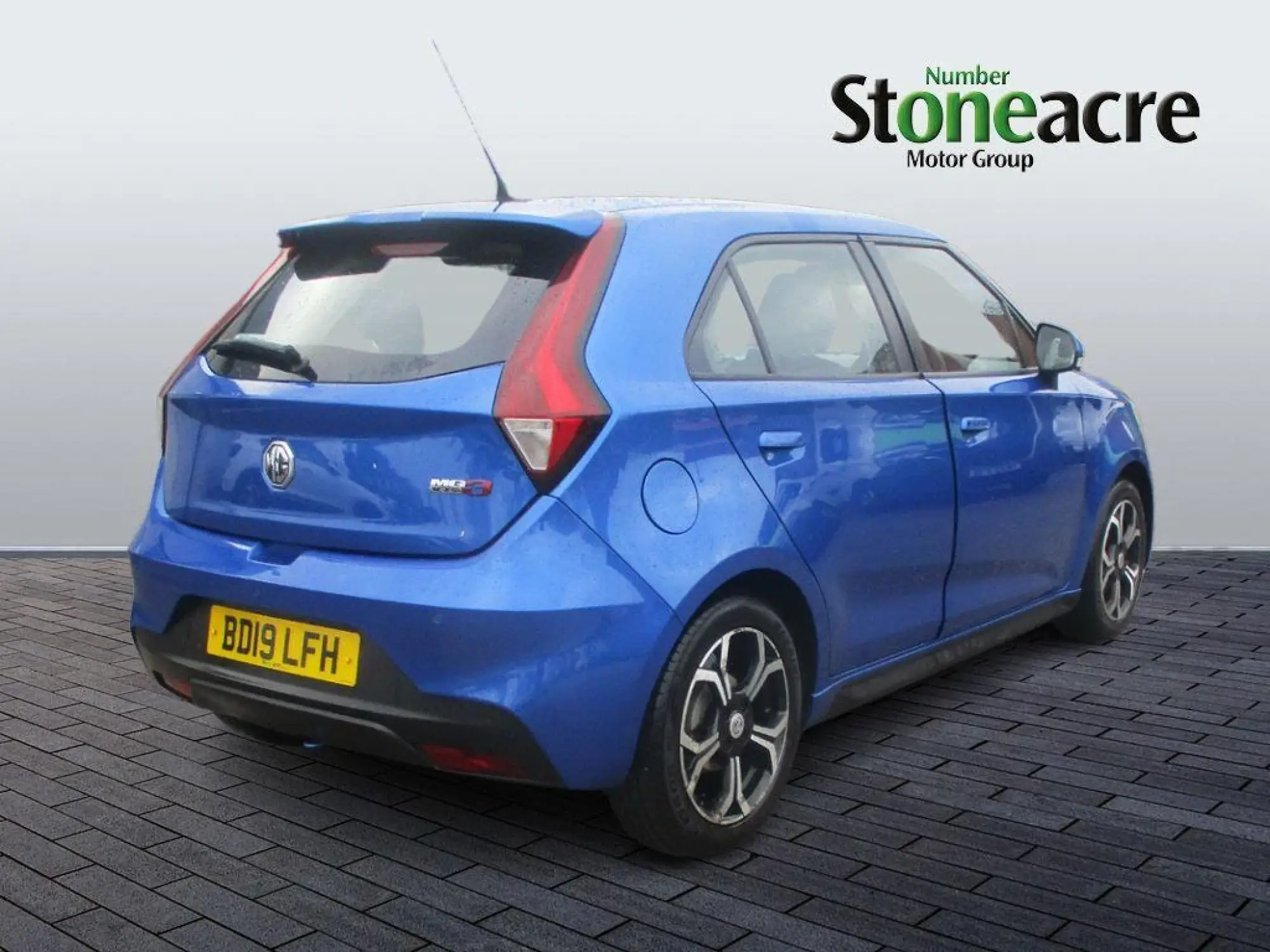 MG 3 1.5 VTi-TECH Excite Hatchback 5dr Petrol Manual Euro 6 (s/s) (106 ps) BD19LFH Image 3