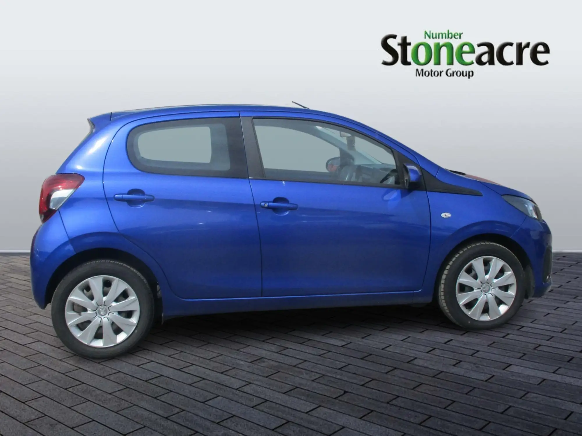 Peugeot 108 1.0 Active Euro 6 5dr BA18UJD Image 2