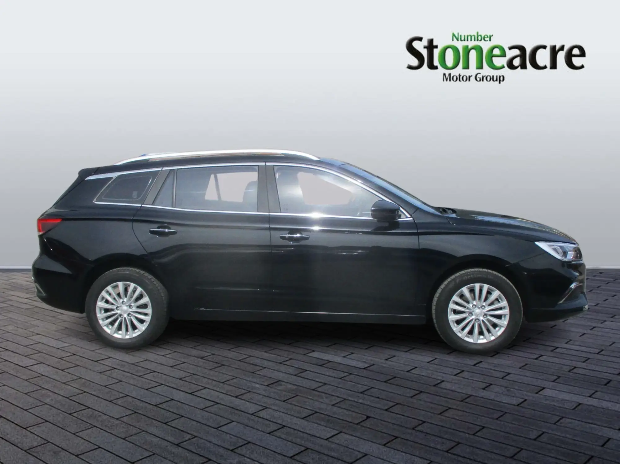 MG 5 EV 115kW Exclusive EV 53kWh 5dr Auto NL71TEY Image 2