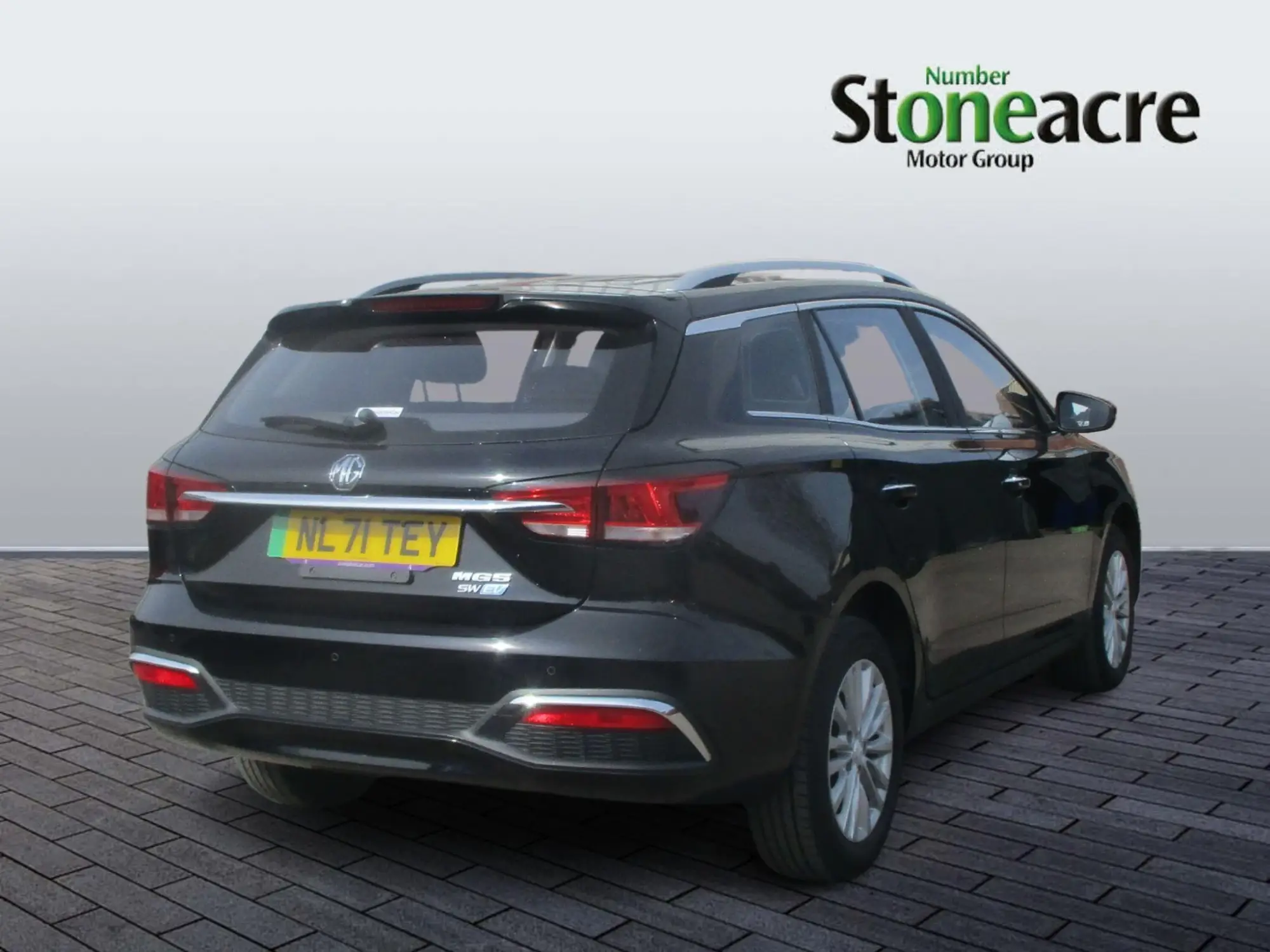 MG 5 EV 115kW Exclusive EV 53kWh 5dr Auto NL71TEY Image 3