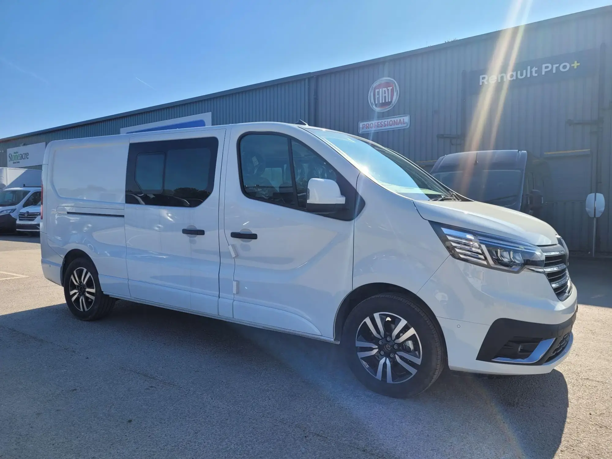 Renault Trafic Image 1