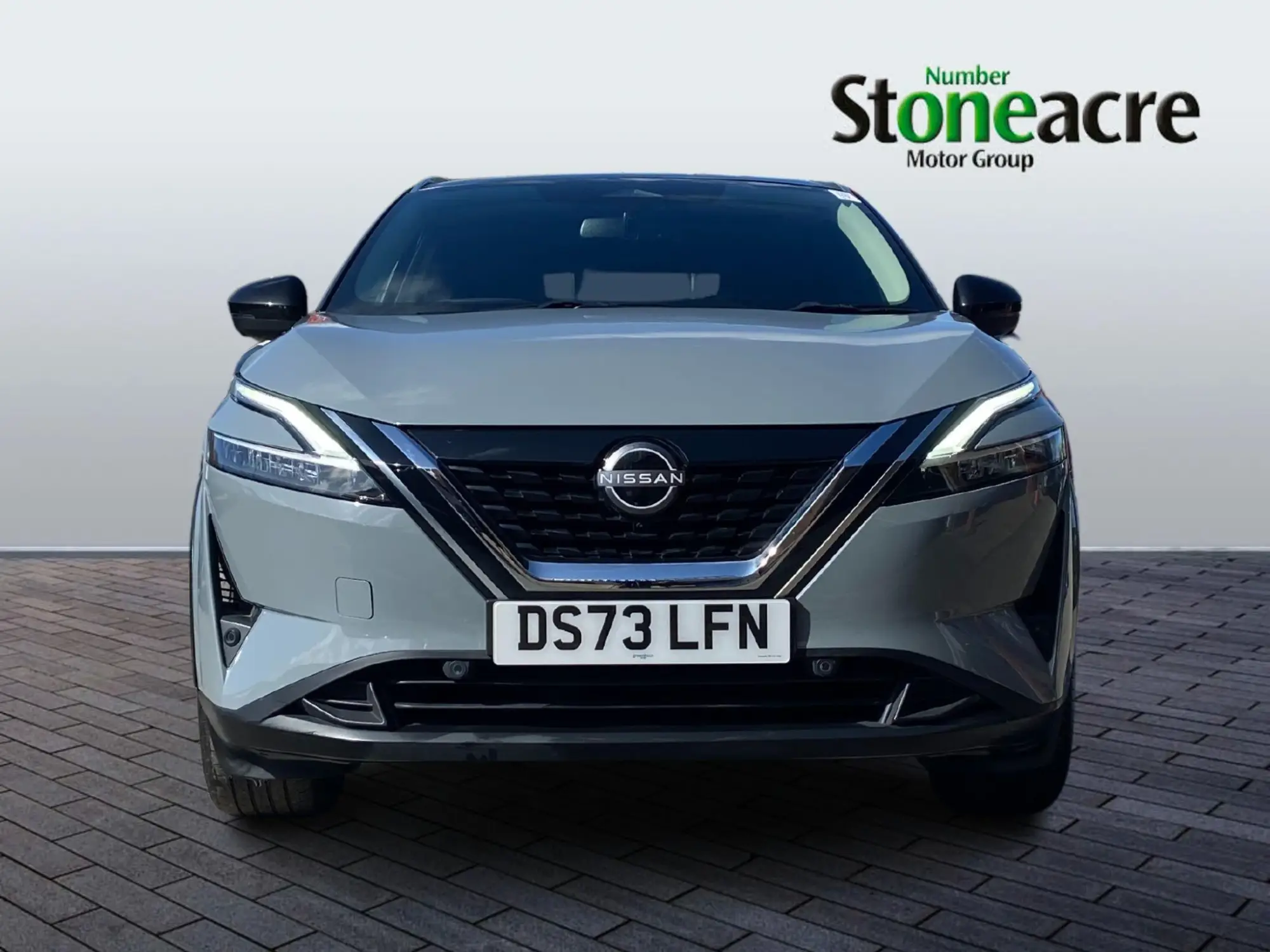 Nissan Qashqai e-Power 1.5 h e-POWER Kuro Edition Auto Euro 6 (s/s) 5dr DS73LFN Image 2