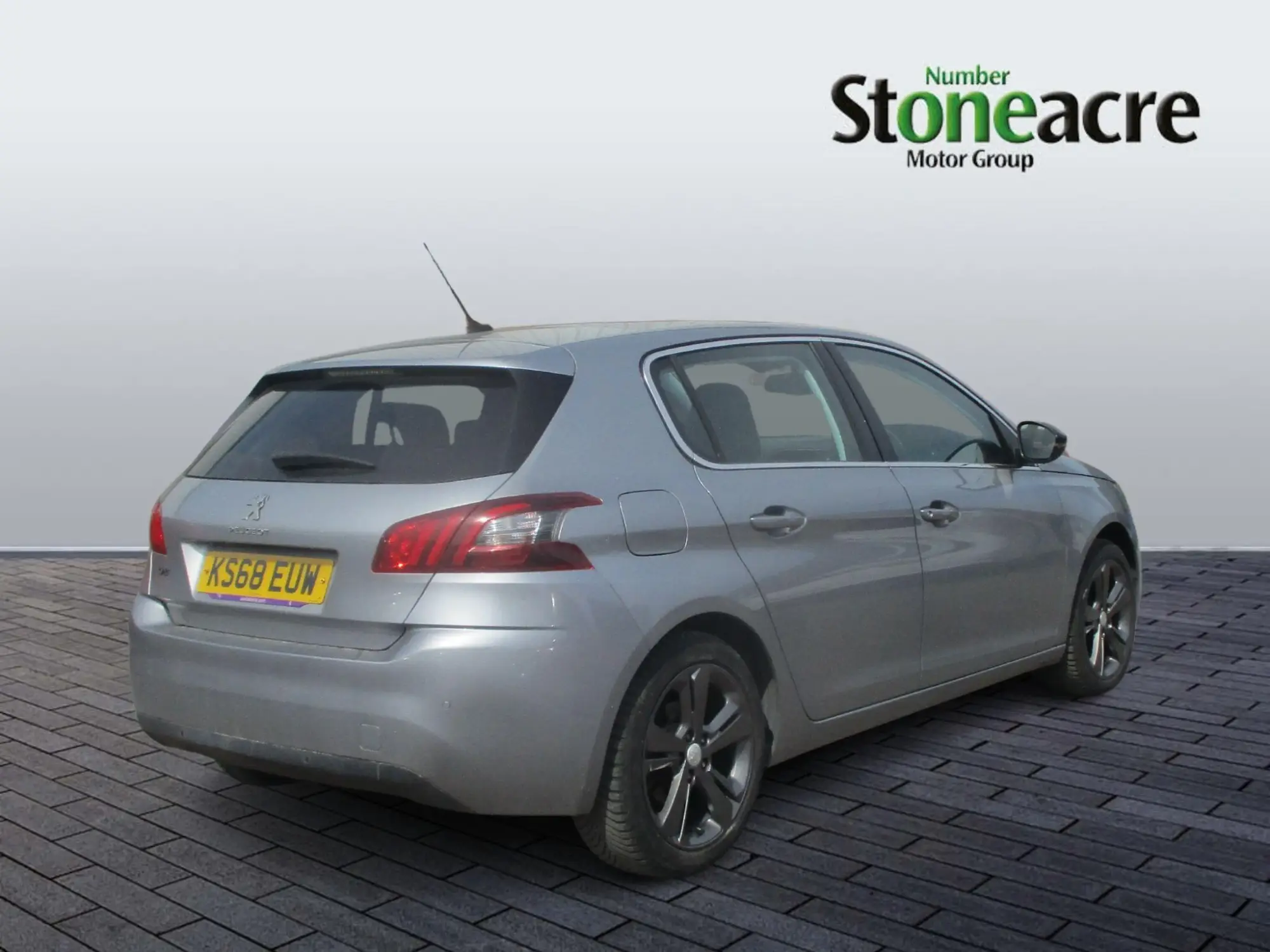 Peugeot 308 1.2 PureTech GPF Allure EAT Euro 6 (s/s) 5dr KS68EUW Image 3