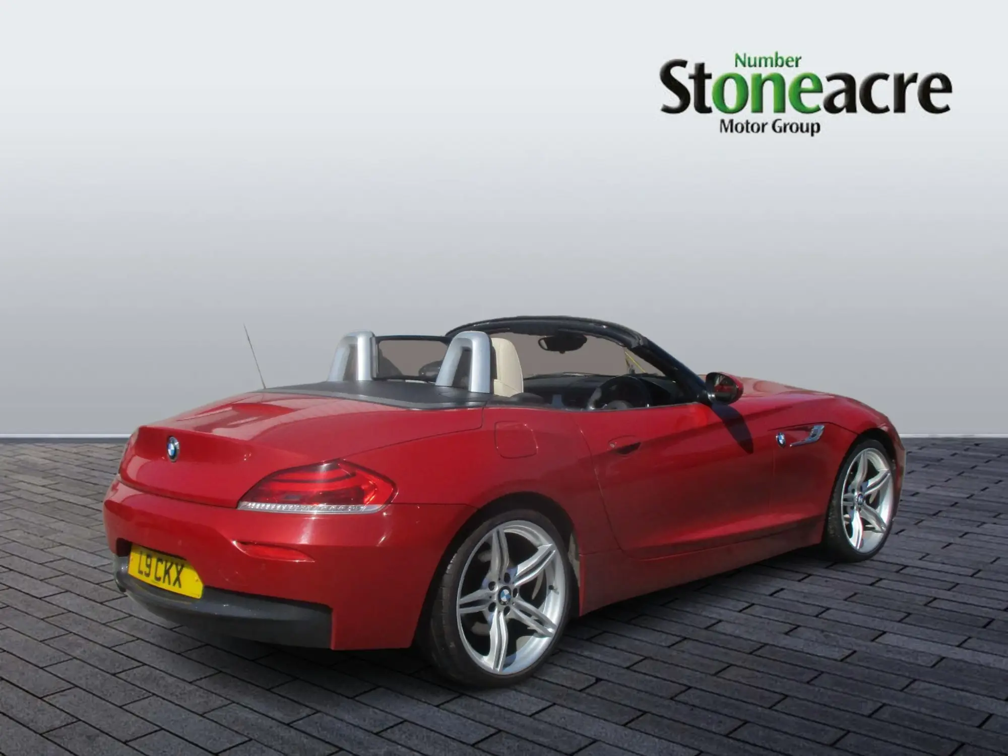BMW Z4 2.0 20i M Sport Auto sDrive Euro 6 2dr FP63XMA Image 3