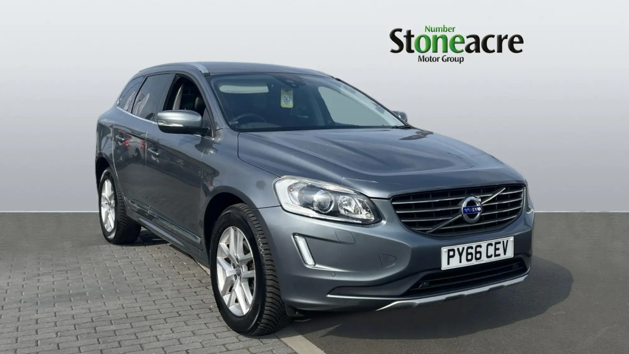 Volvo XC60 D5AWD SE Lux Nav Manual PY66CEV Image 1